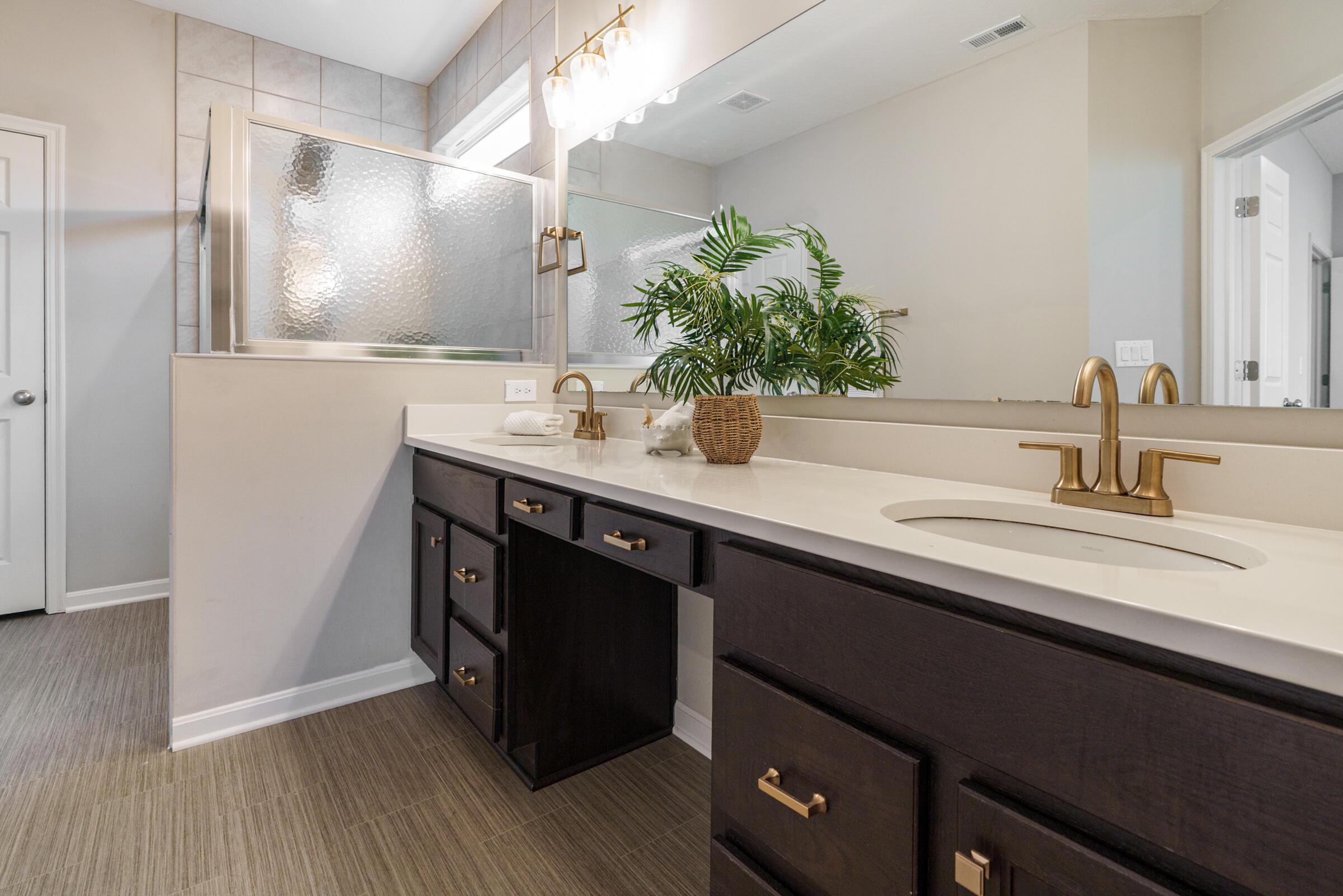 6090 Windcliff Drive E