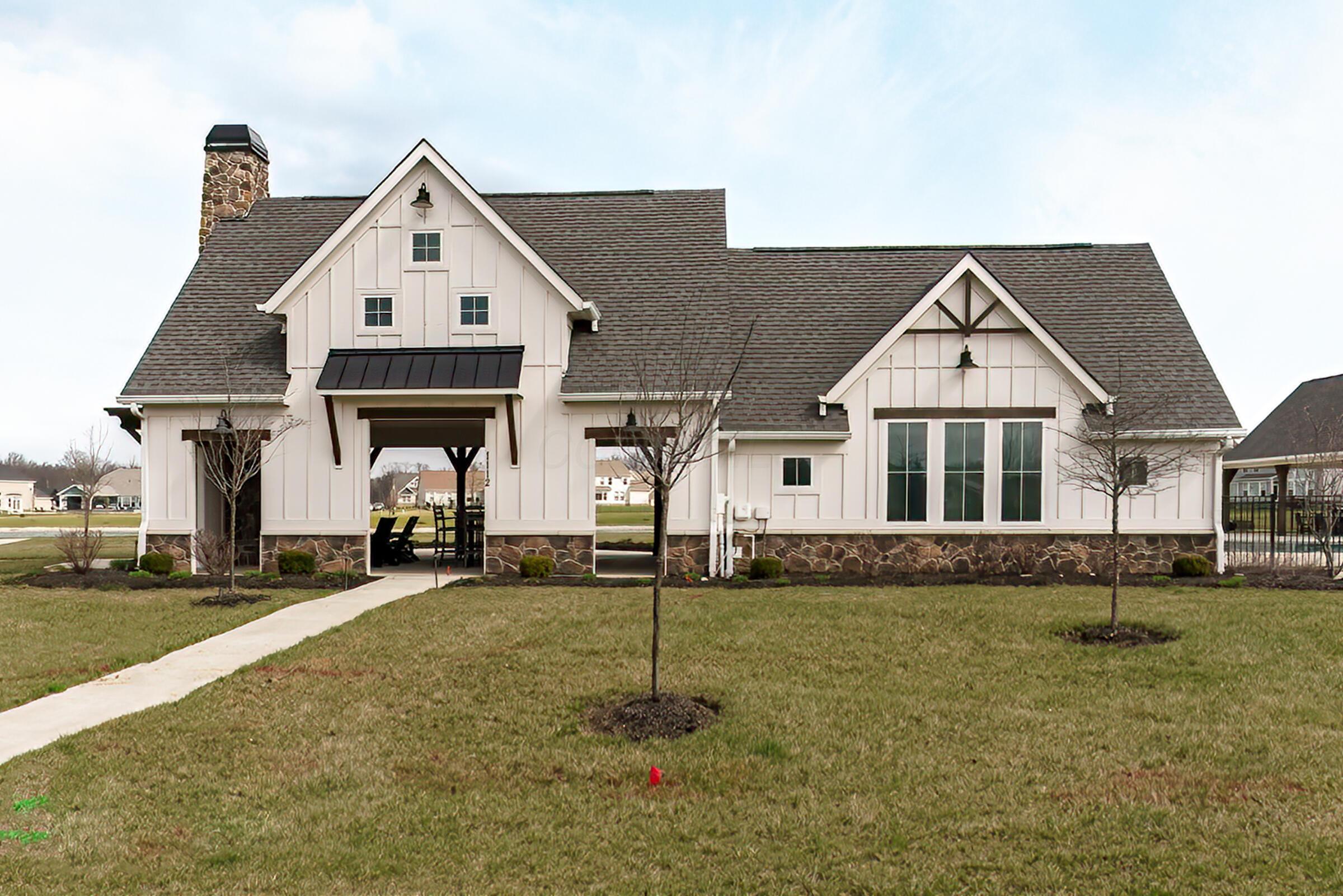 6090 Windcliff Drive E