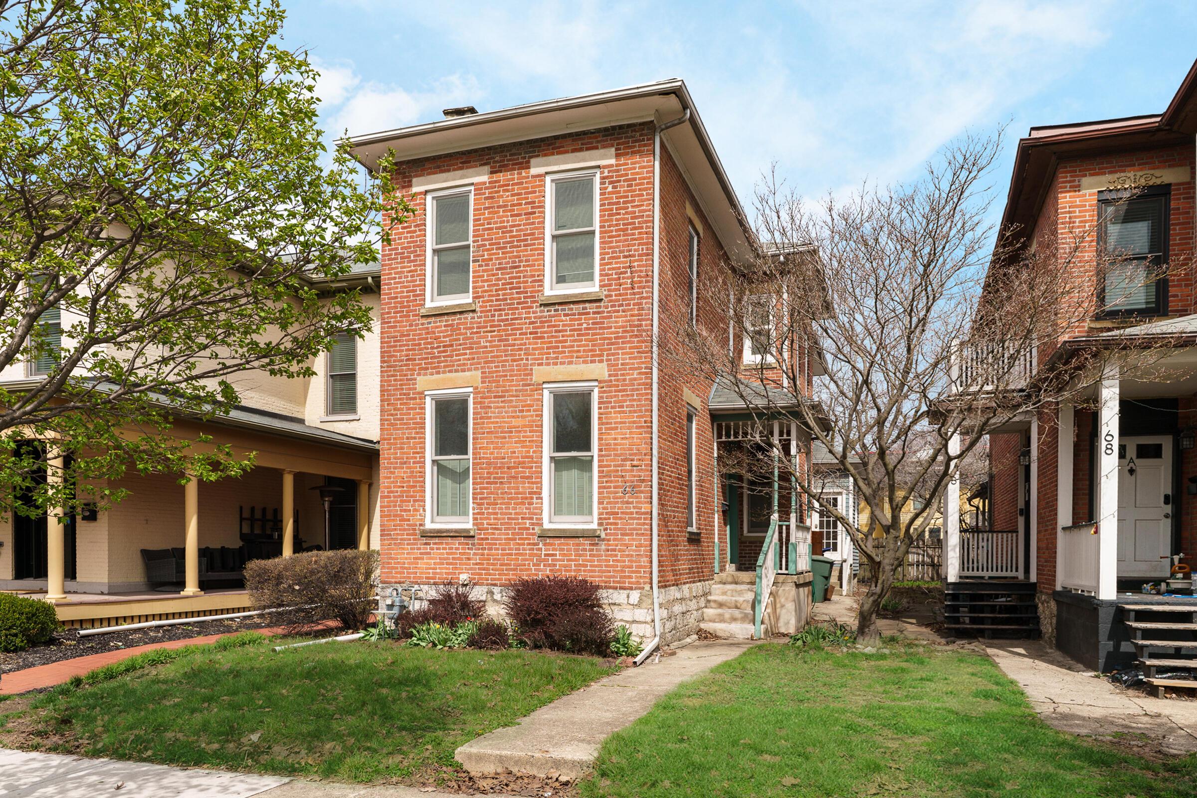 66 E Hubbard Avenue