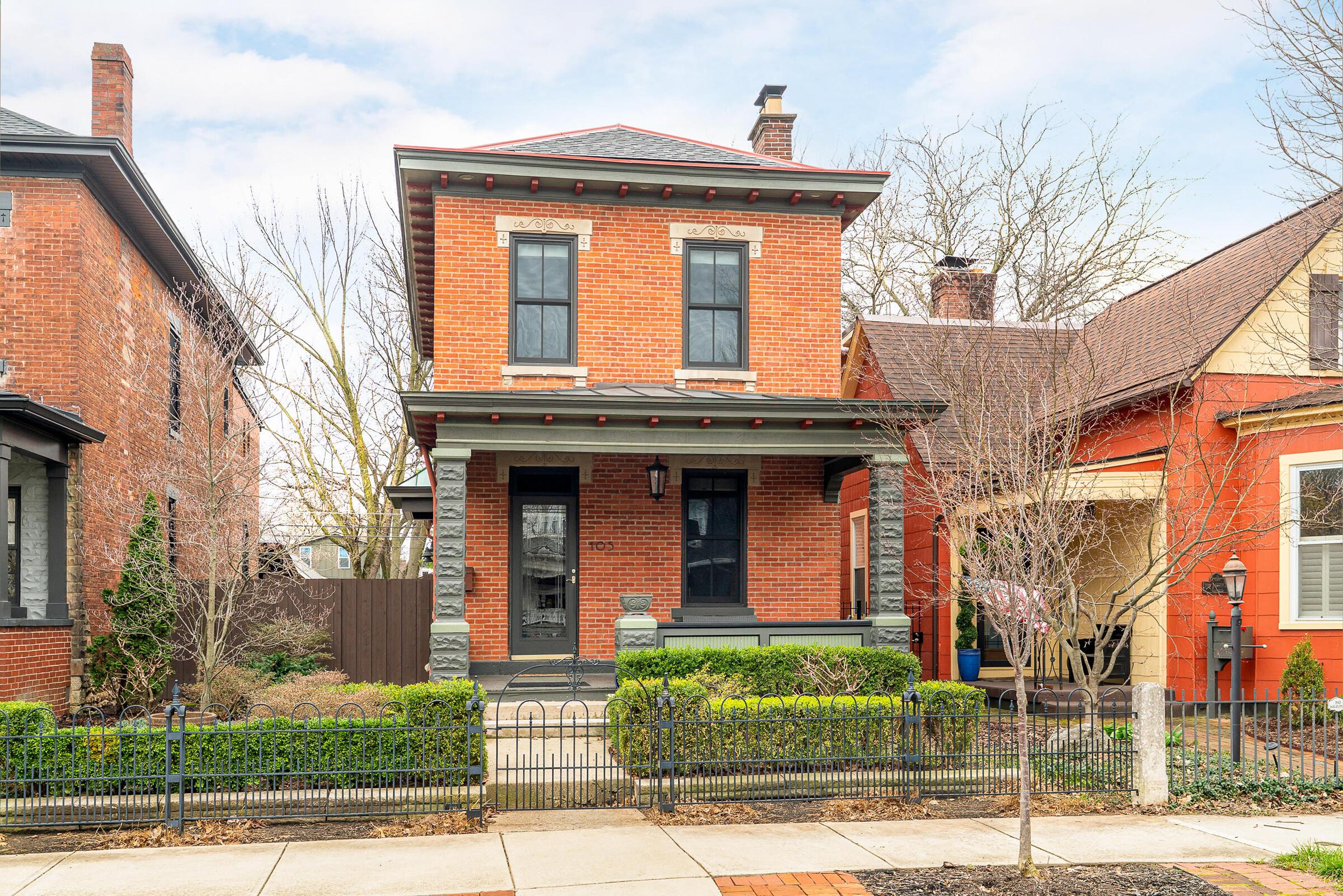 105 E Mithoff Street