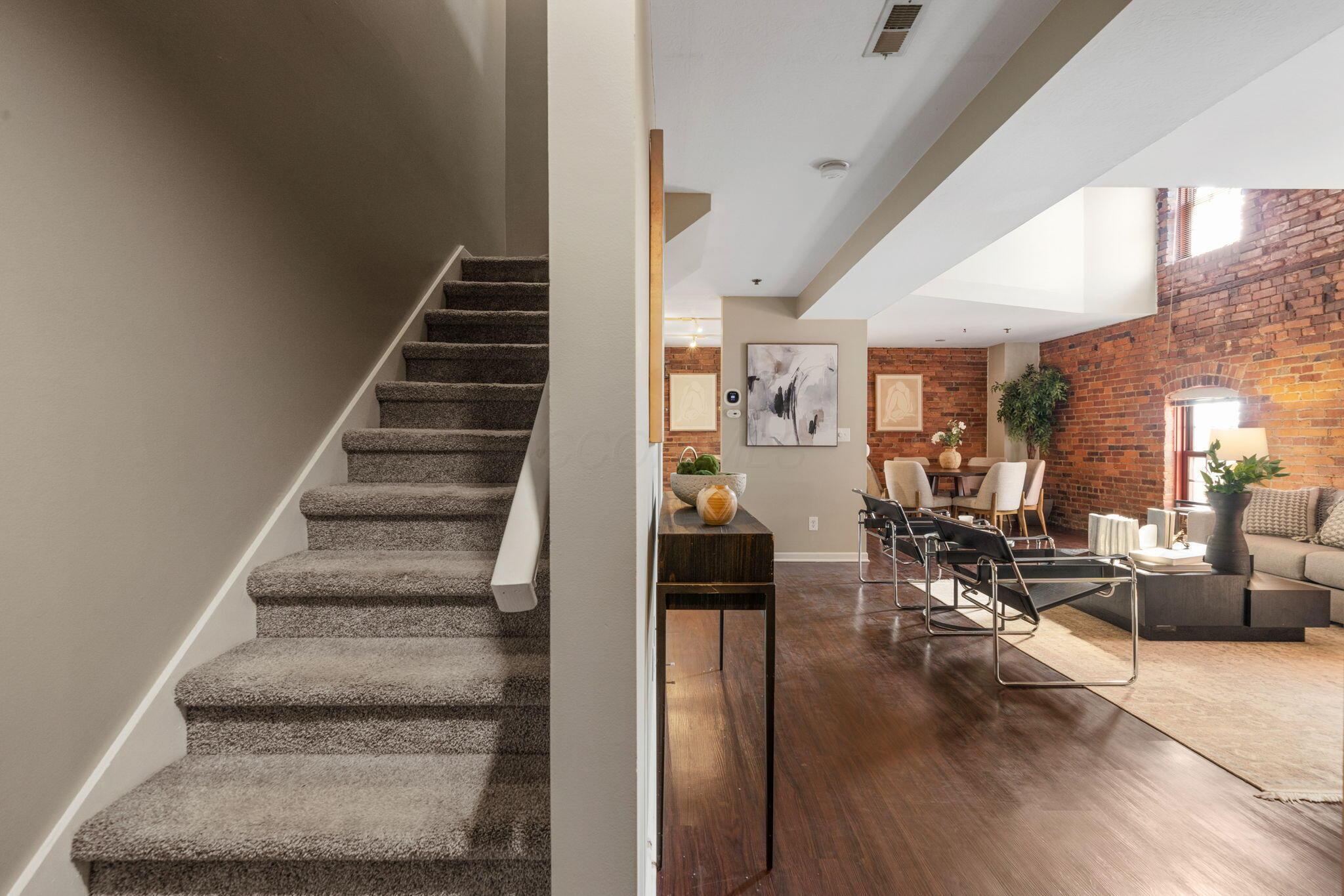 544 S Front Street, 312