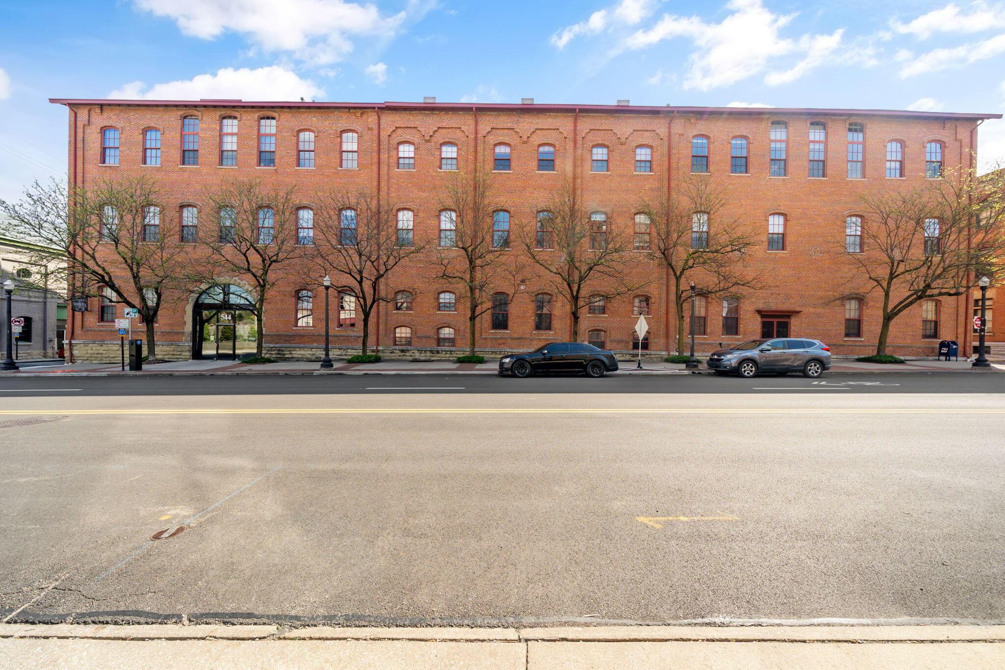 544 S Front Street, 312