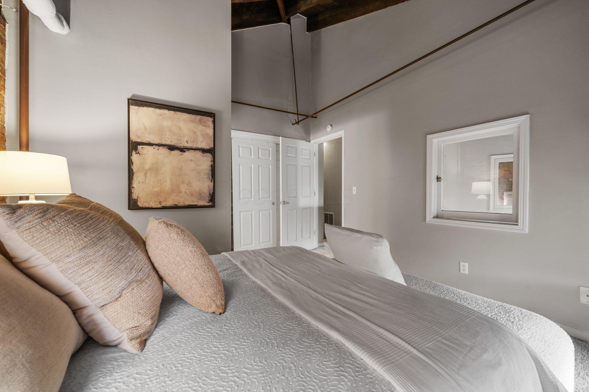 544 S Front Street, 312