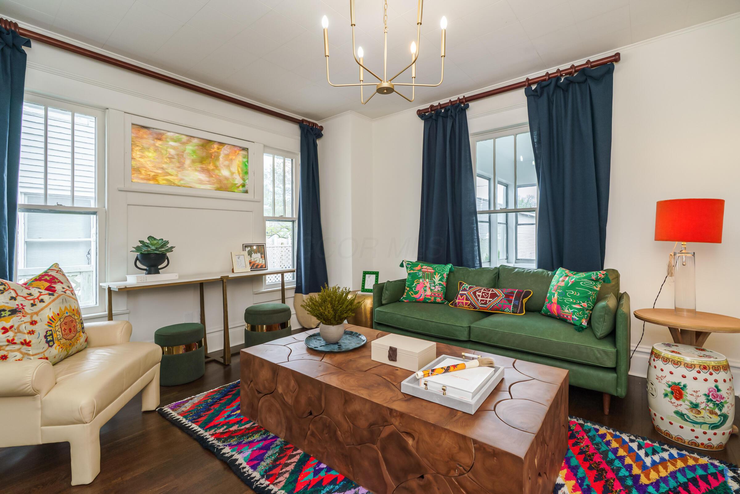 209 E Morrill Avenue