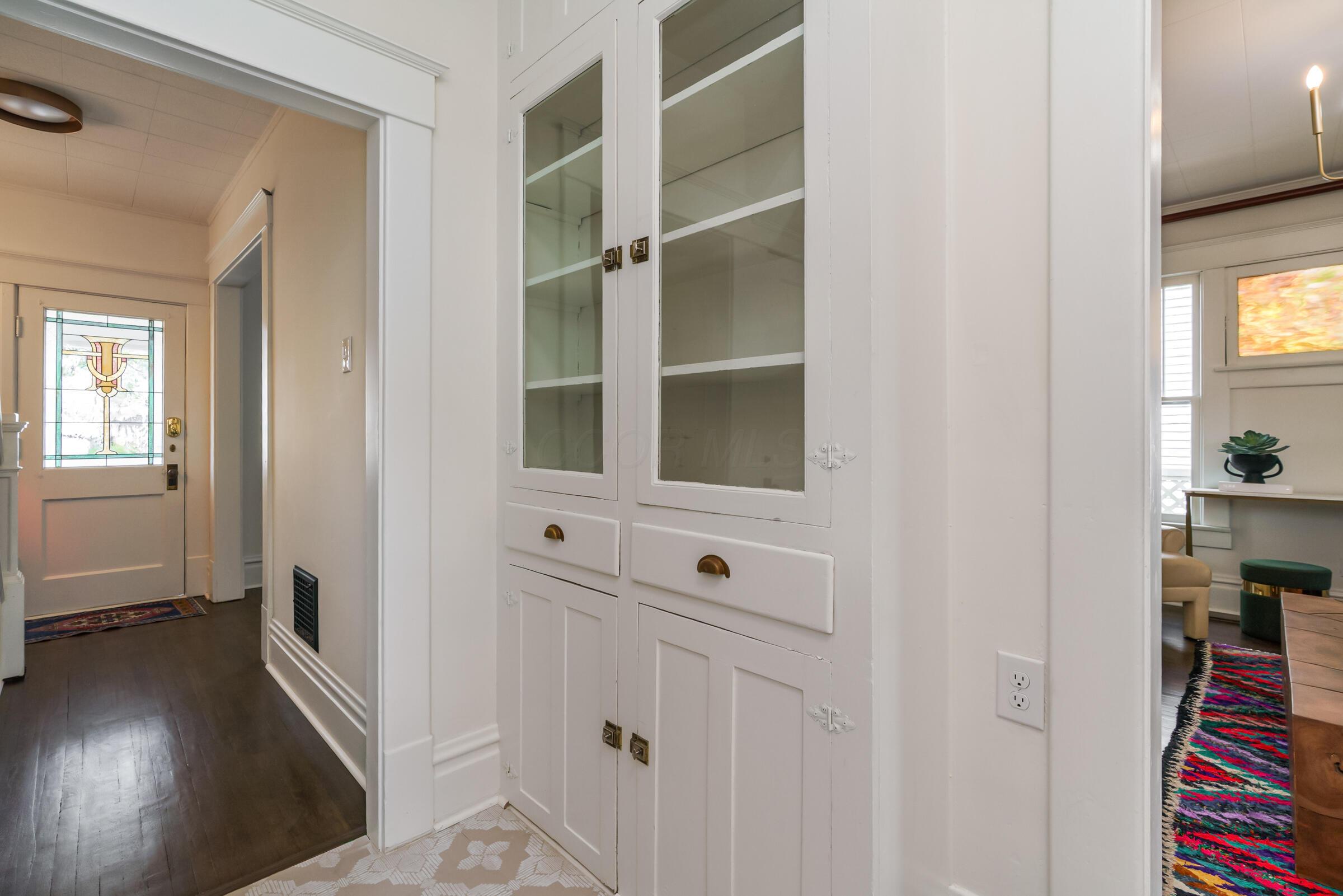 209 E Morrill Avenue