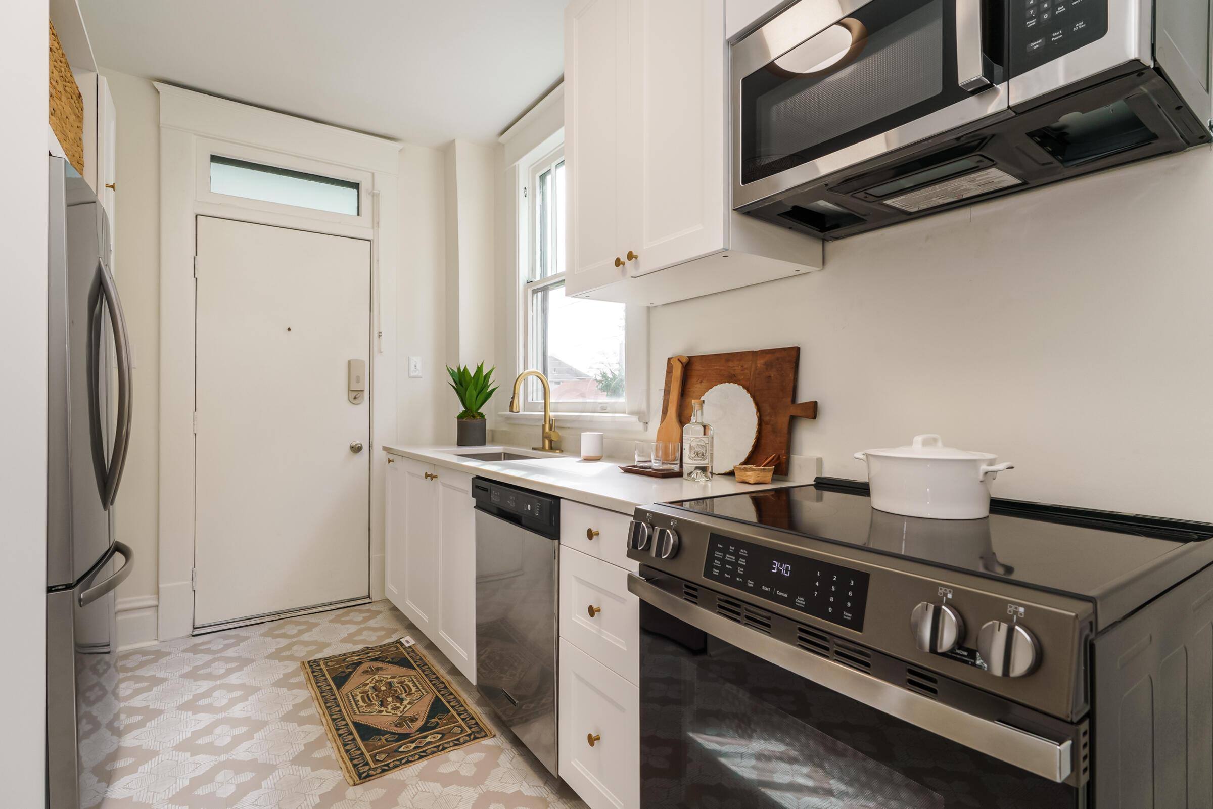 209 E Morrill Avenue