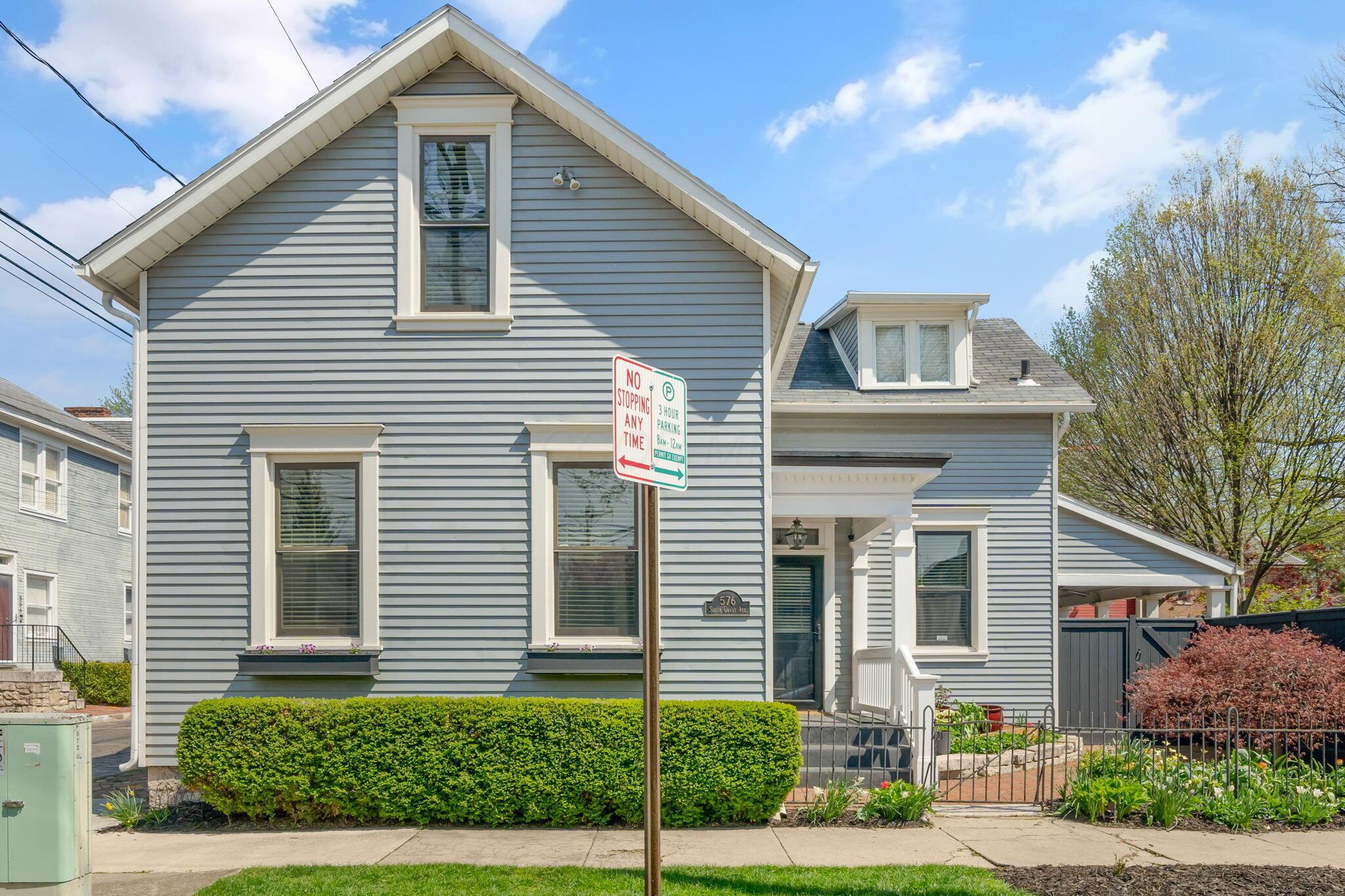 576 S Grant Avenue
