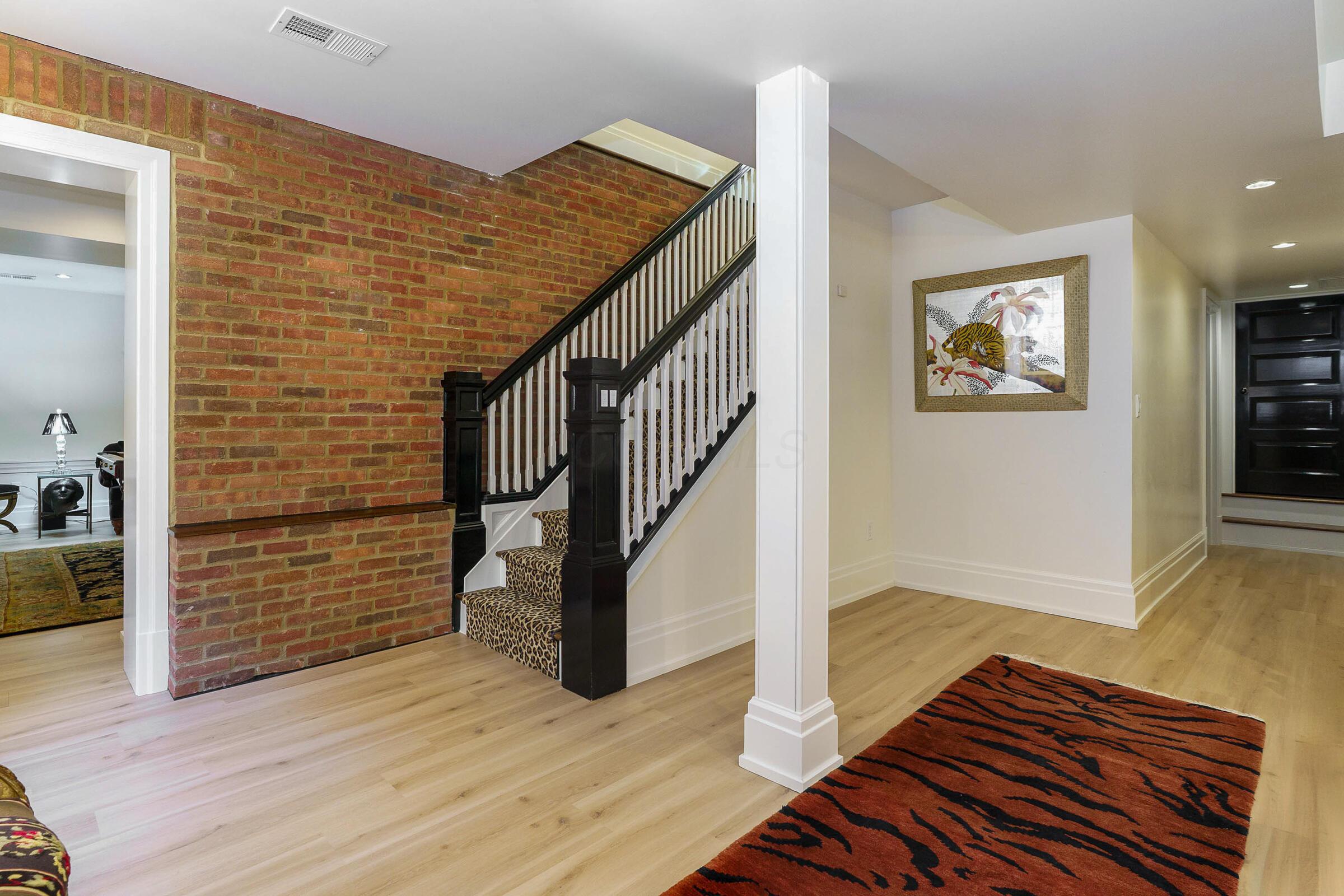 649 Mohawk Street