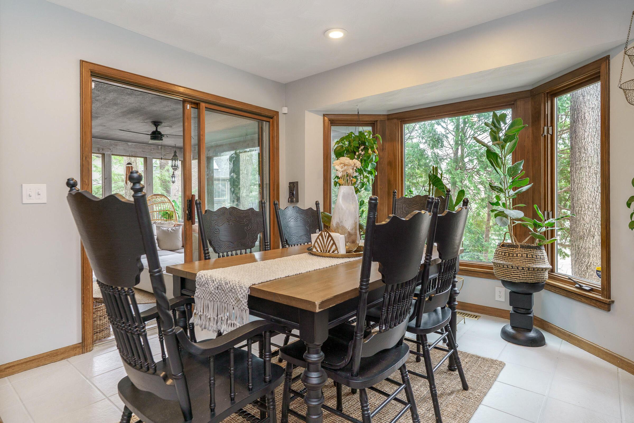 8176 Lake Bluff Court