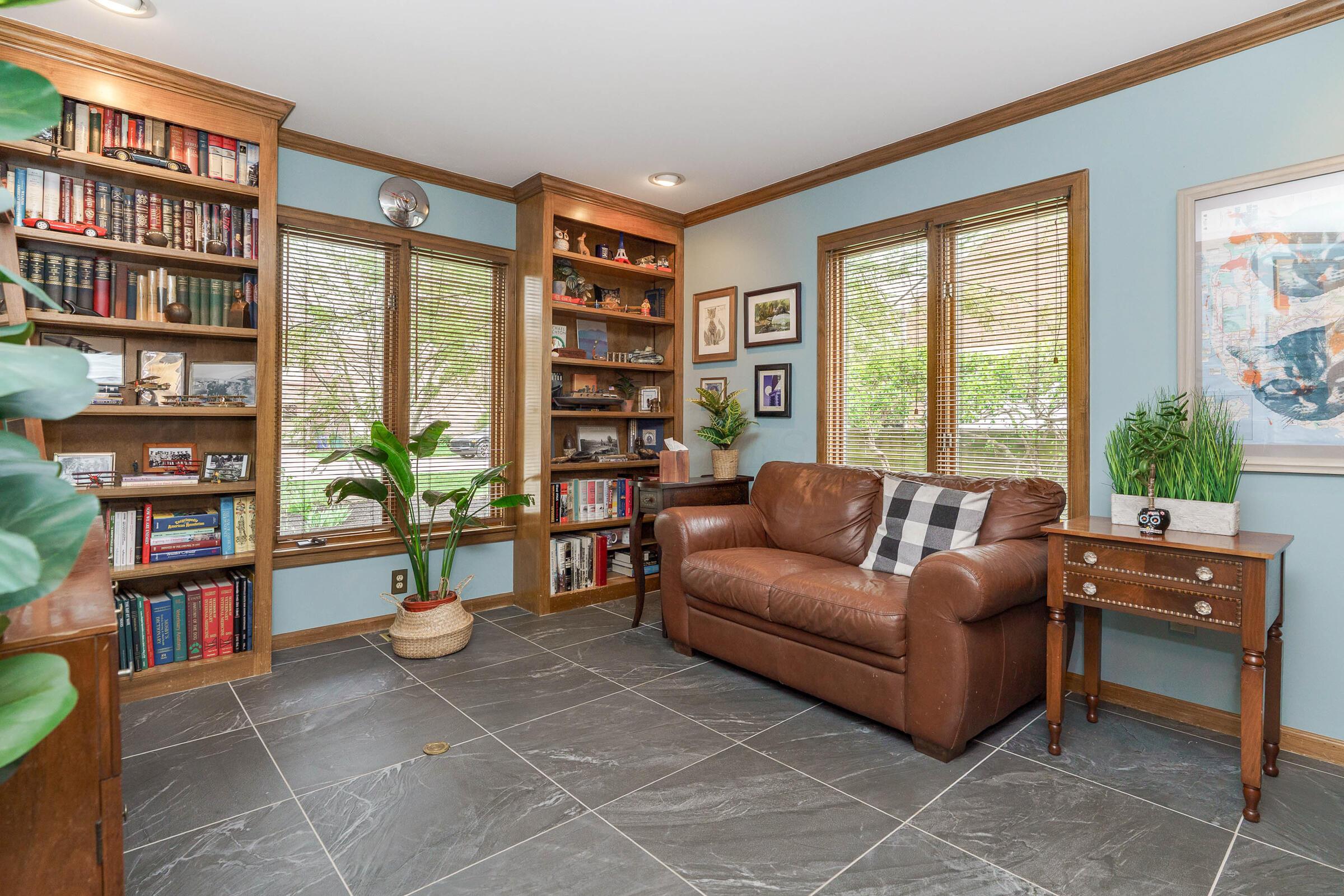 8176 Lake Bluff Court