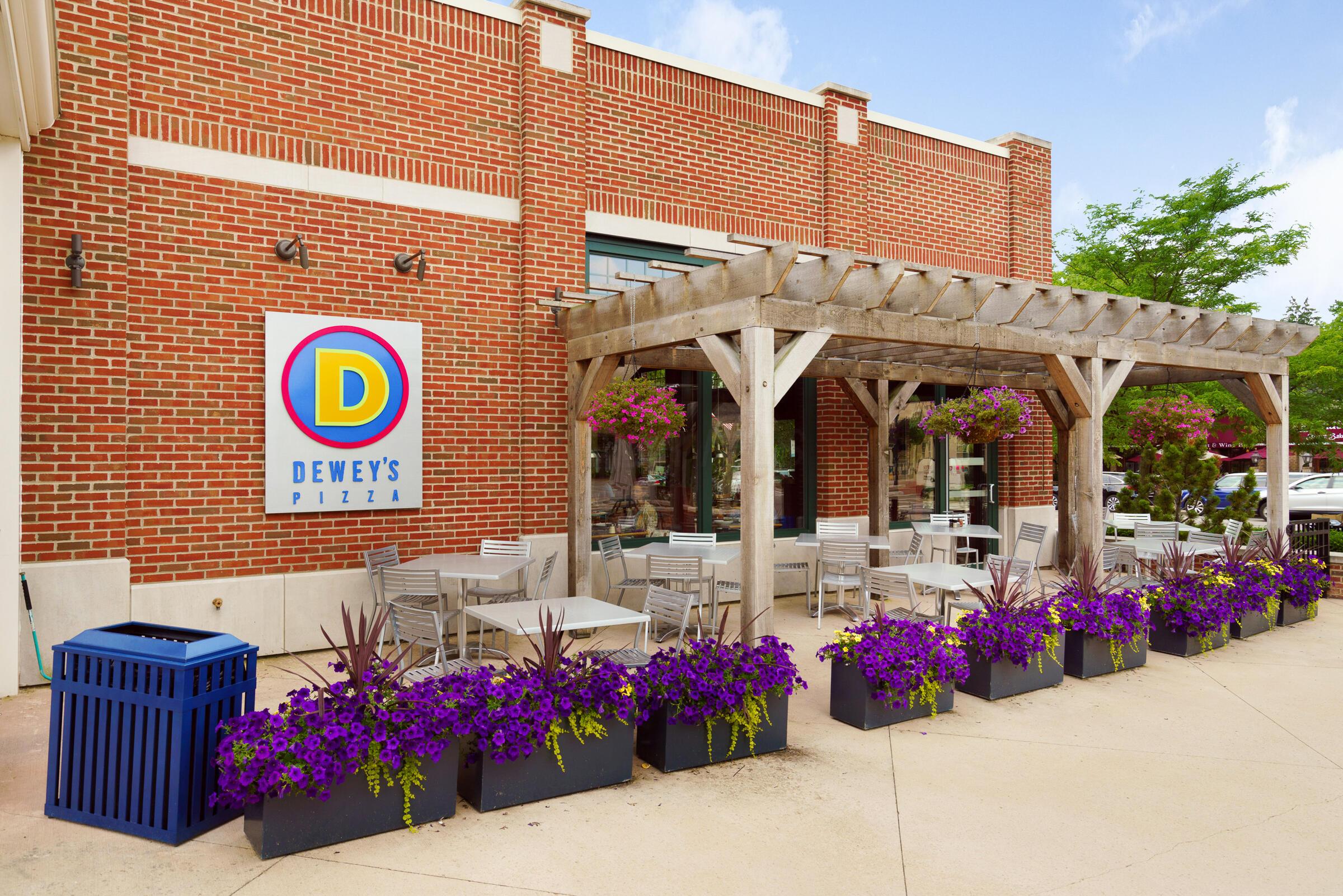 8176 Lake Bluff Court