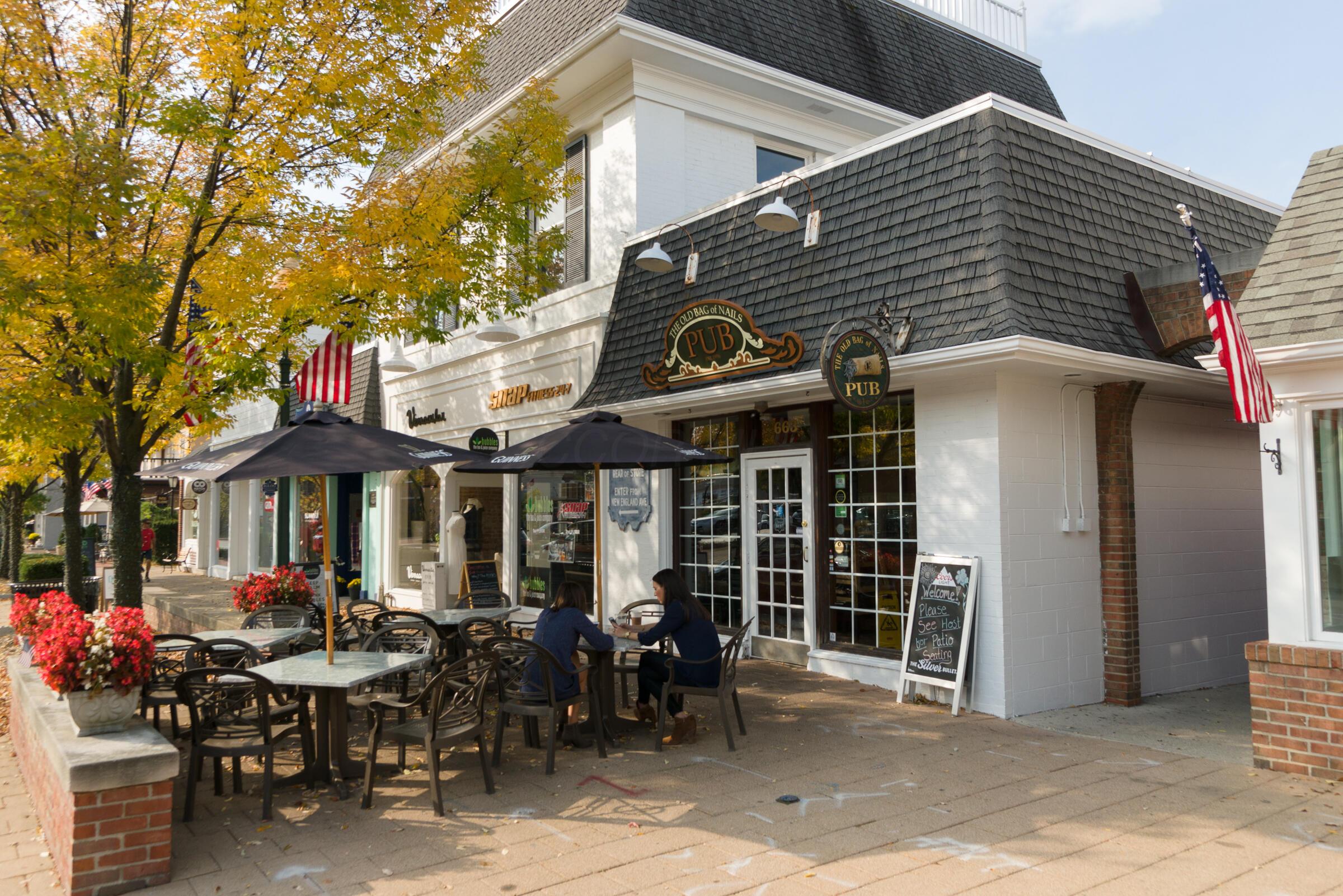 8176 Lake Bluff Court