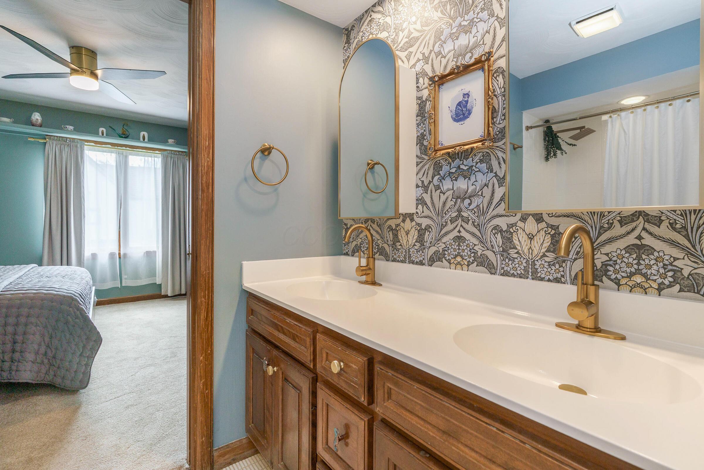 8176 Lake Bluff Court