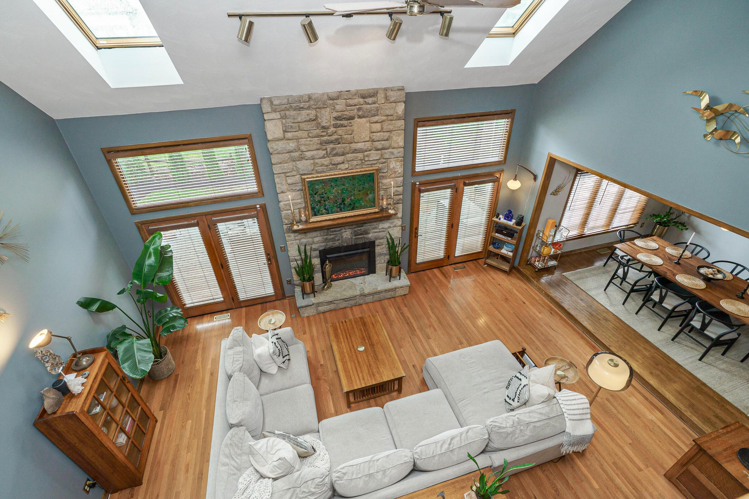 8176 Lake Bluff Court