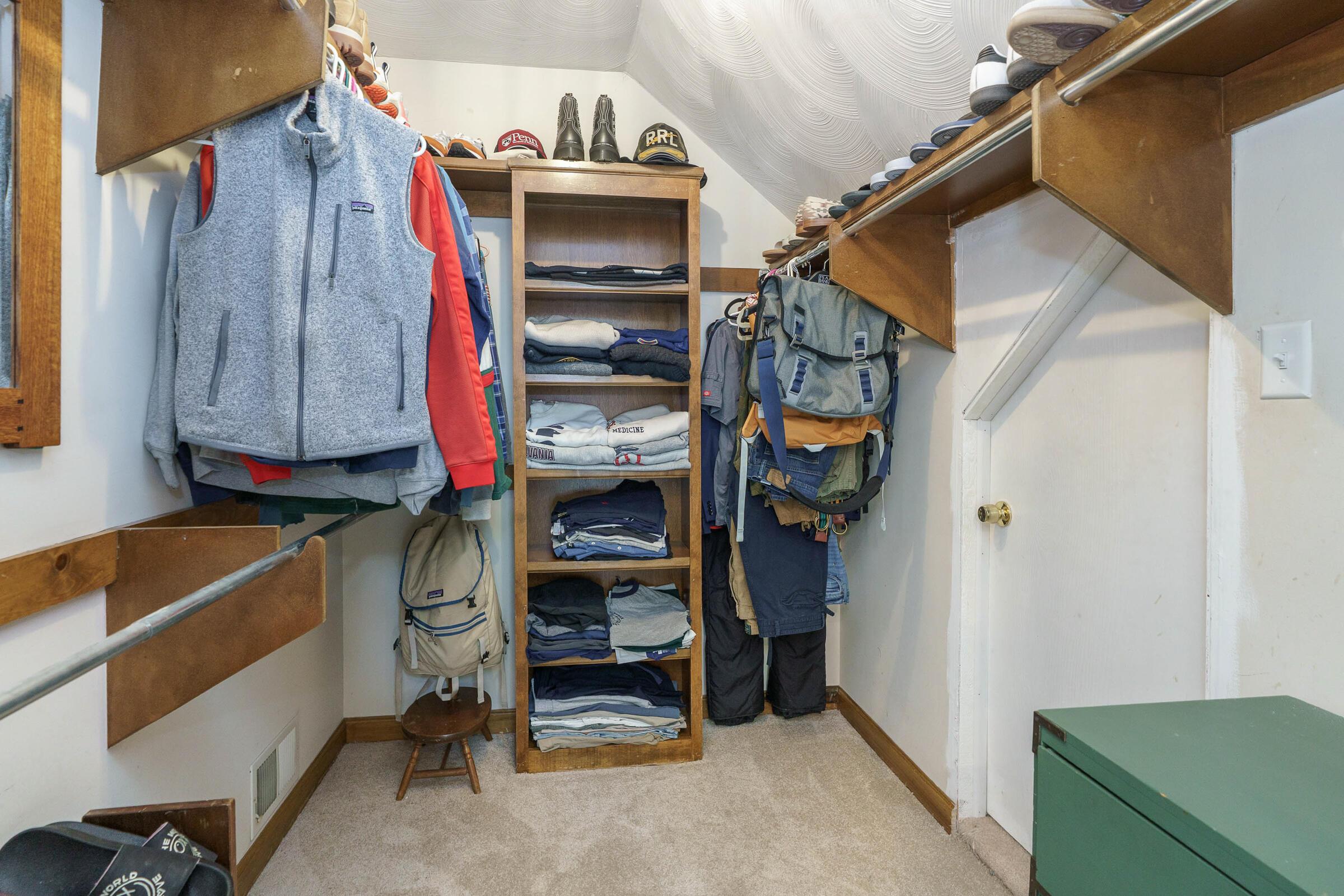 8176 Lake Bluff Court