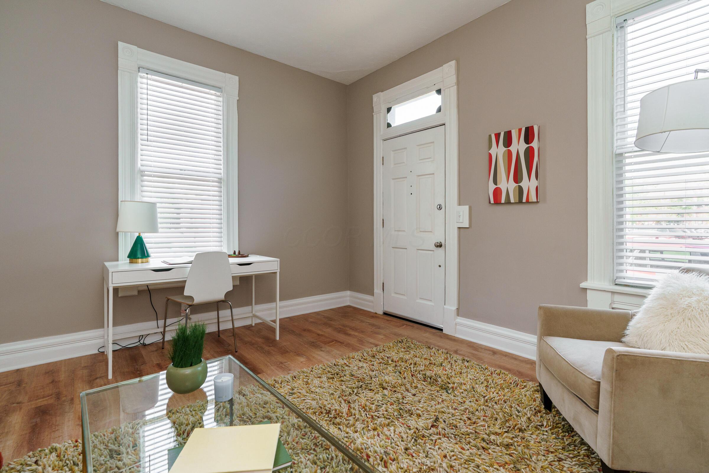 1121-1123 City Park Avenue