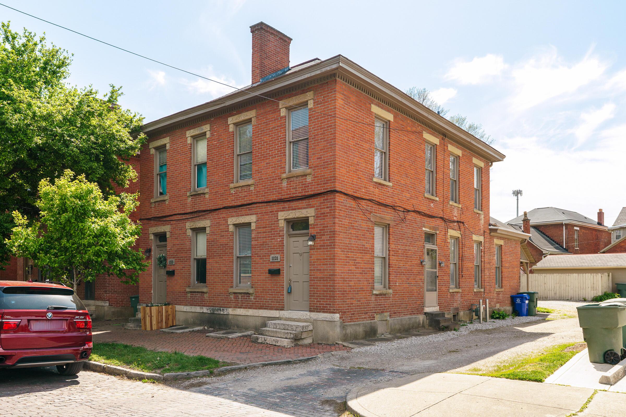 1121-1123 City Park Avenue