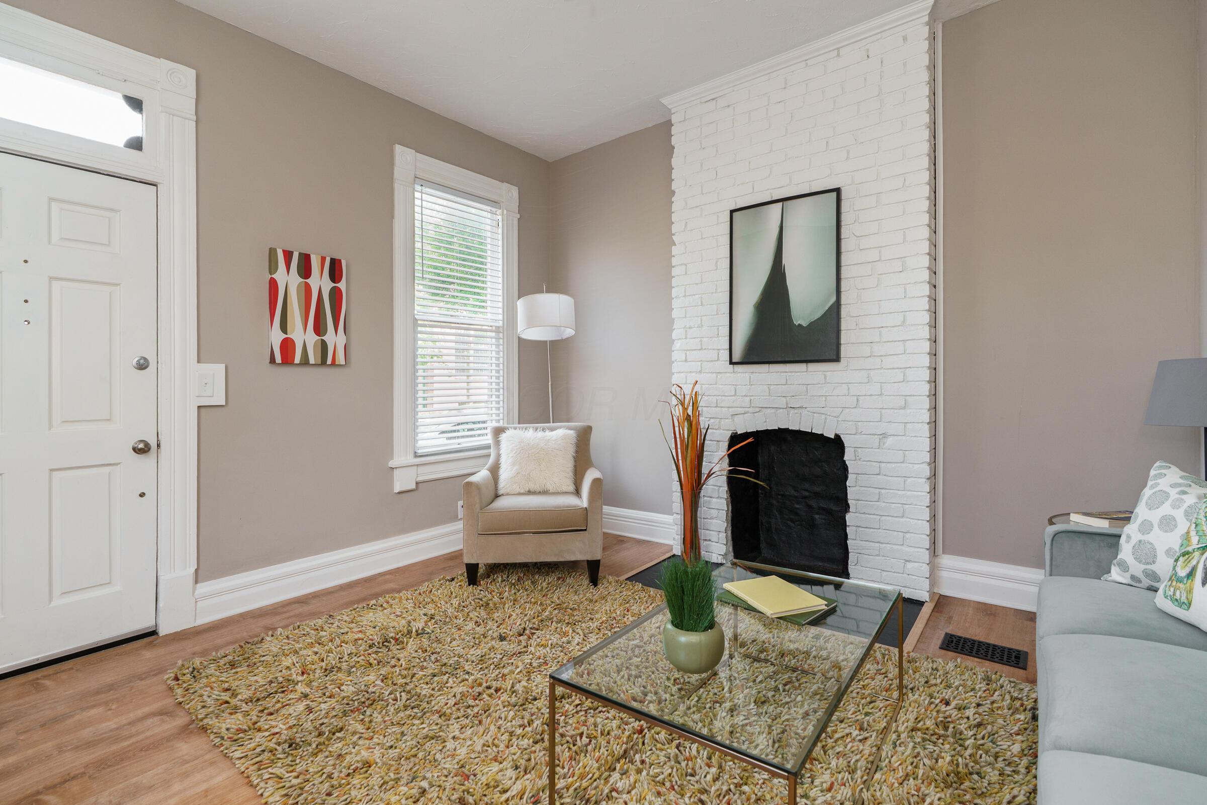 1121-1123 City Park Avenue