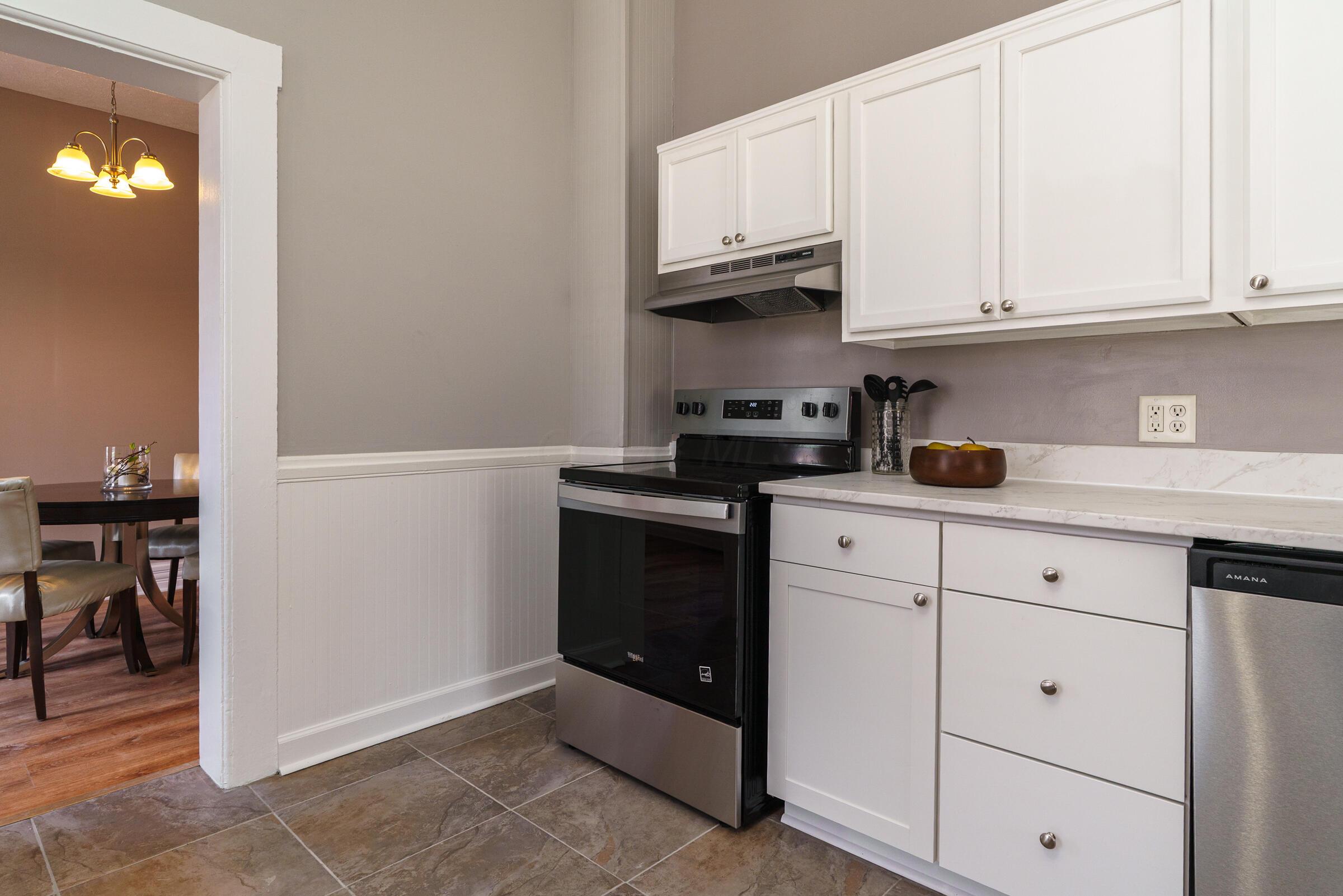 1121-1123 City Park Avenue