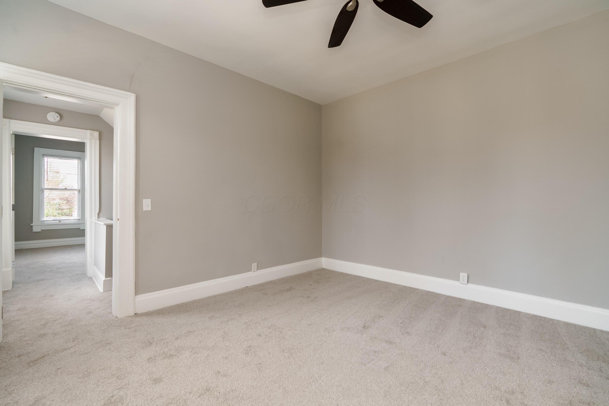 1121-1123 City Park Avenue