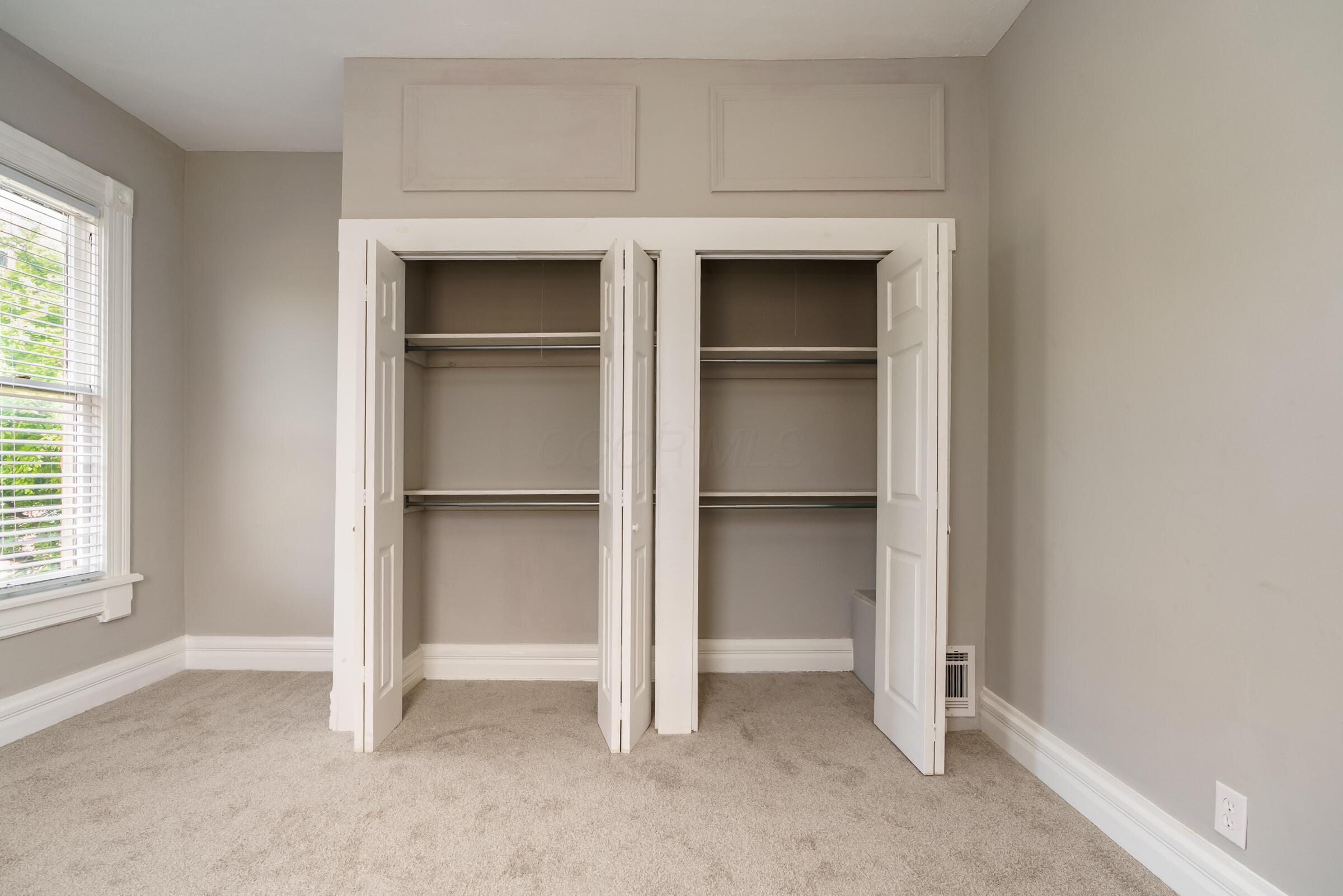 1121-1123 City Park Avenue