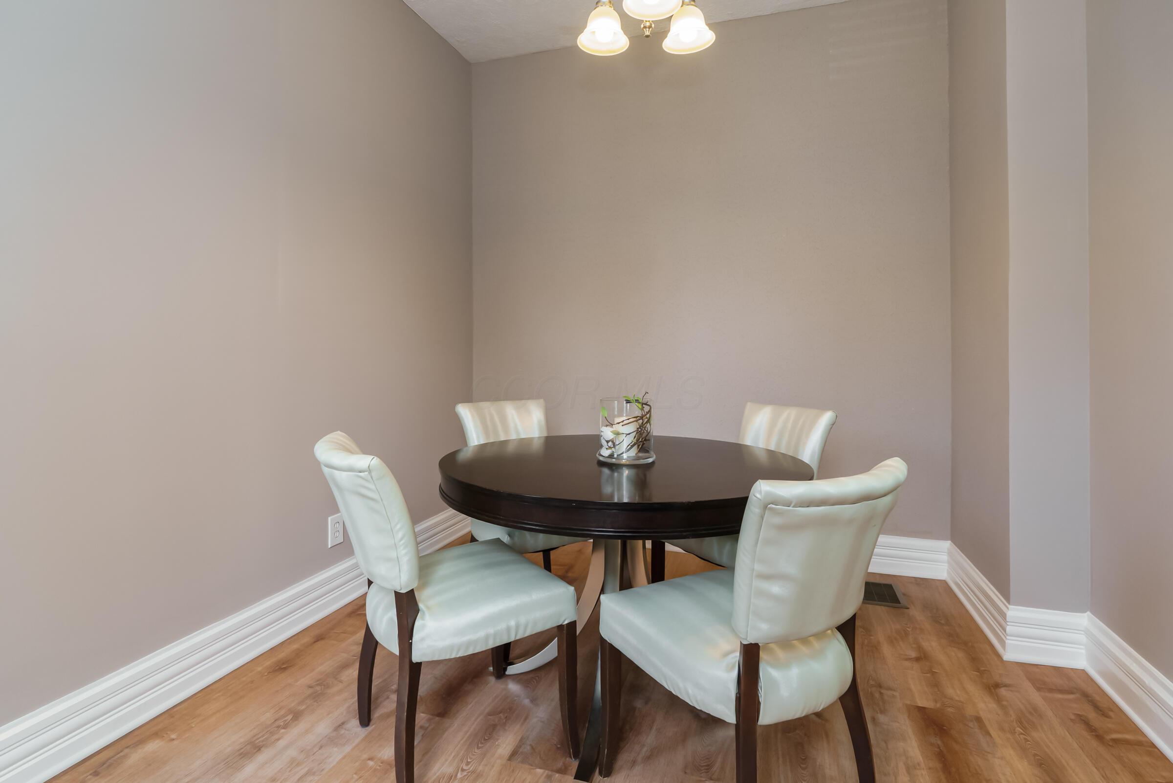 1121-1123 City Park Avenue