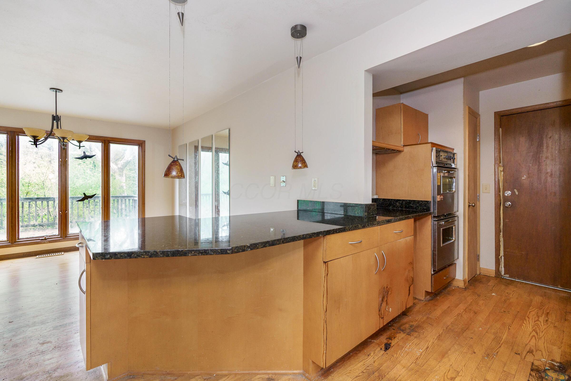 1484 Carriage Road