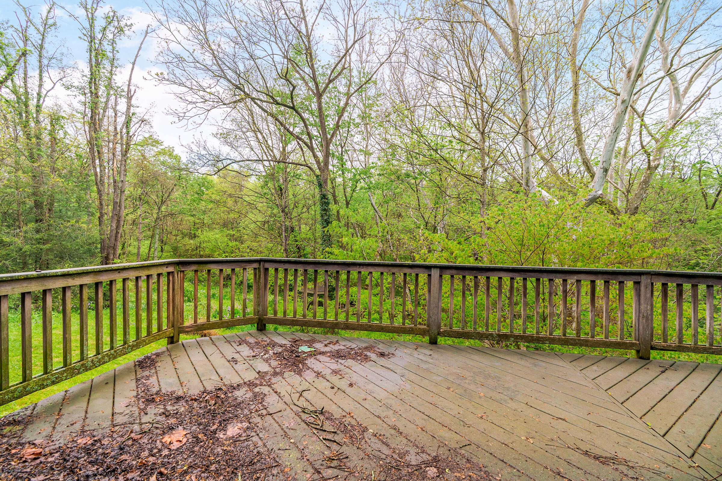 1484 Carriage Road