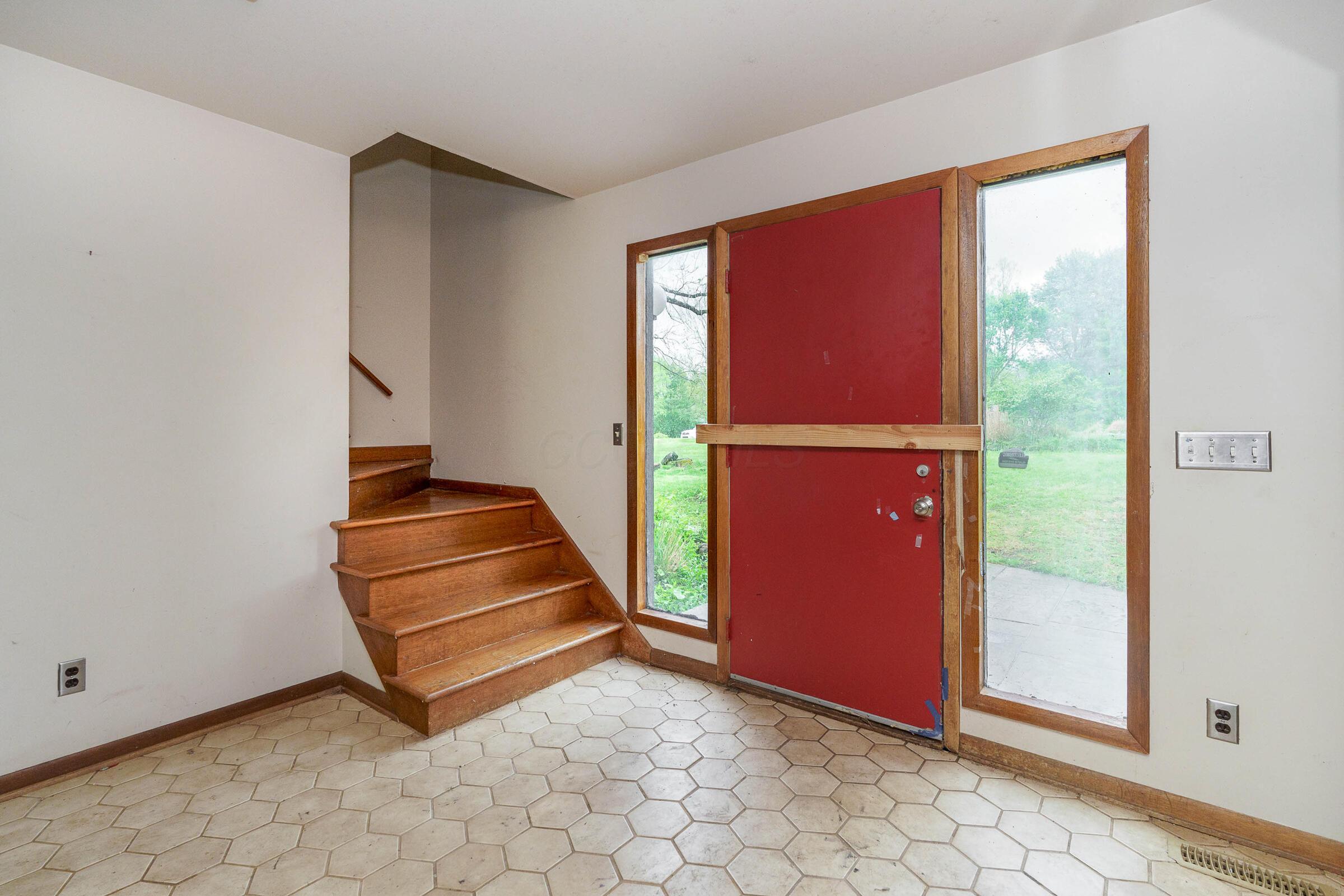 1484 Carriage Road