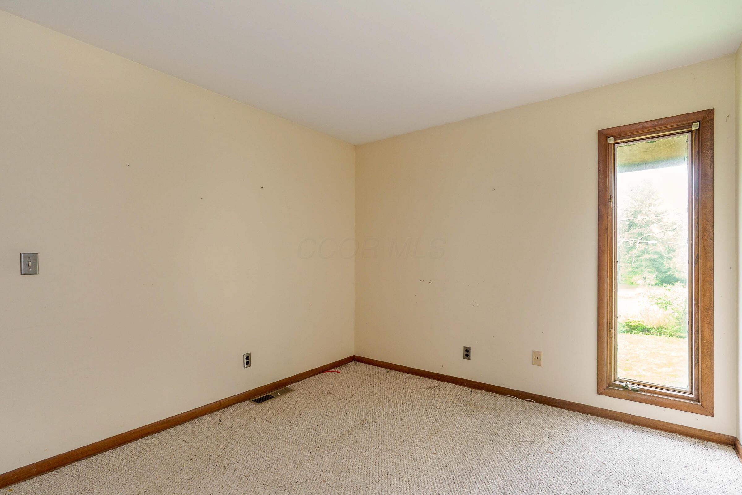1484 Carriage Road