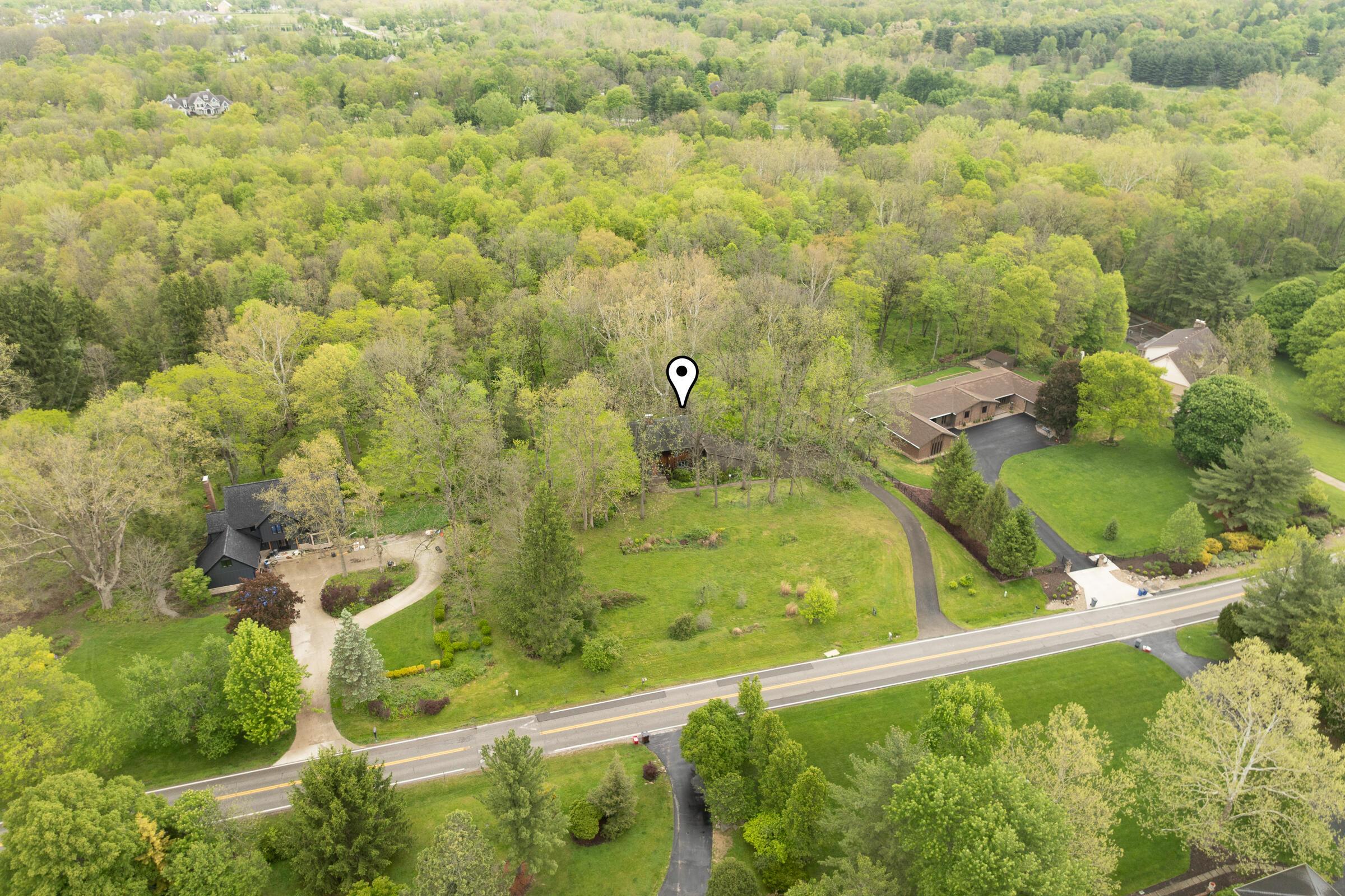 1484 Carriage Road