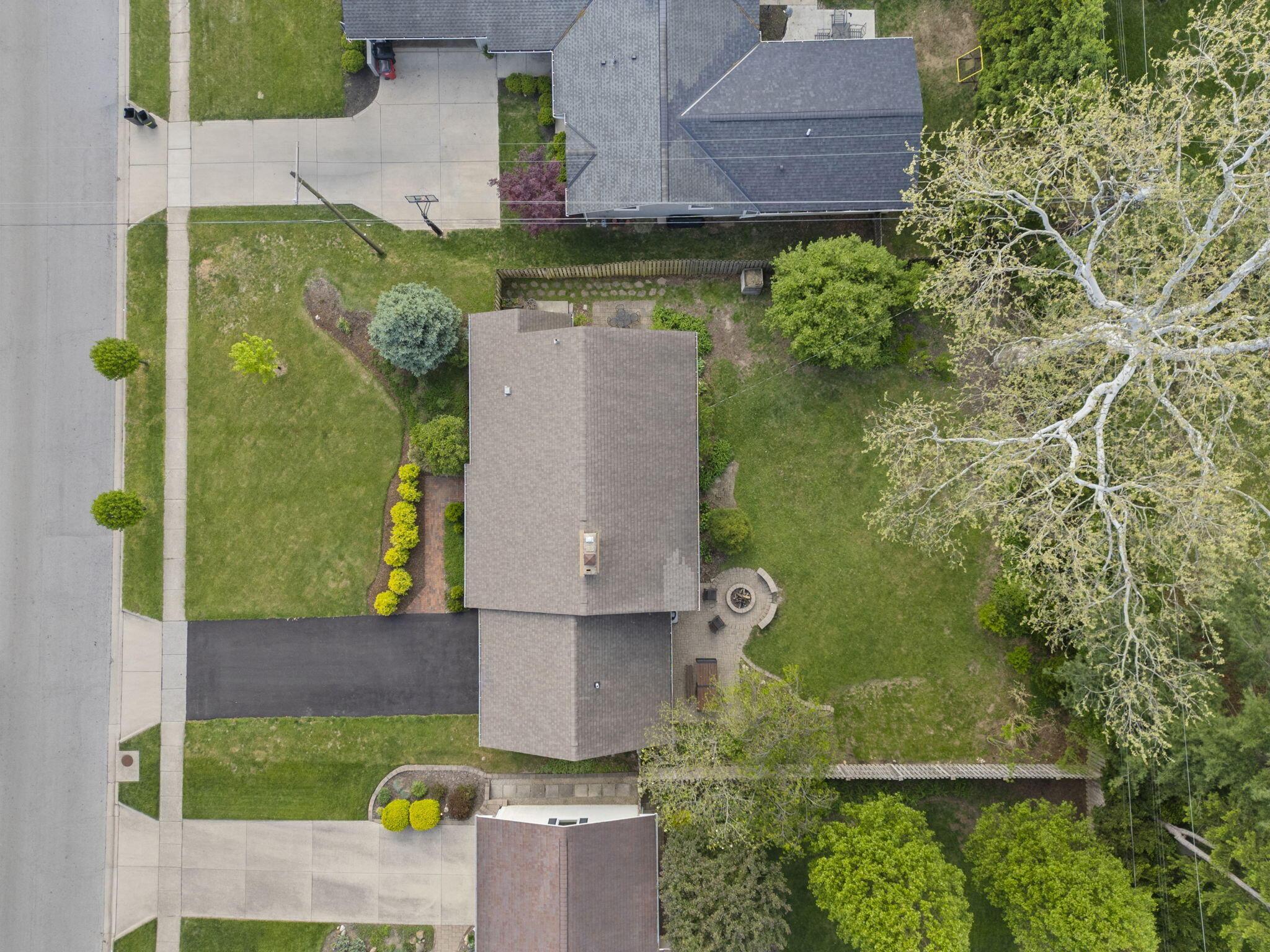 194 W New England Avenue