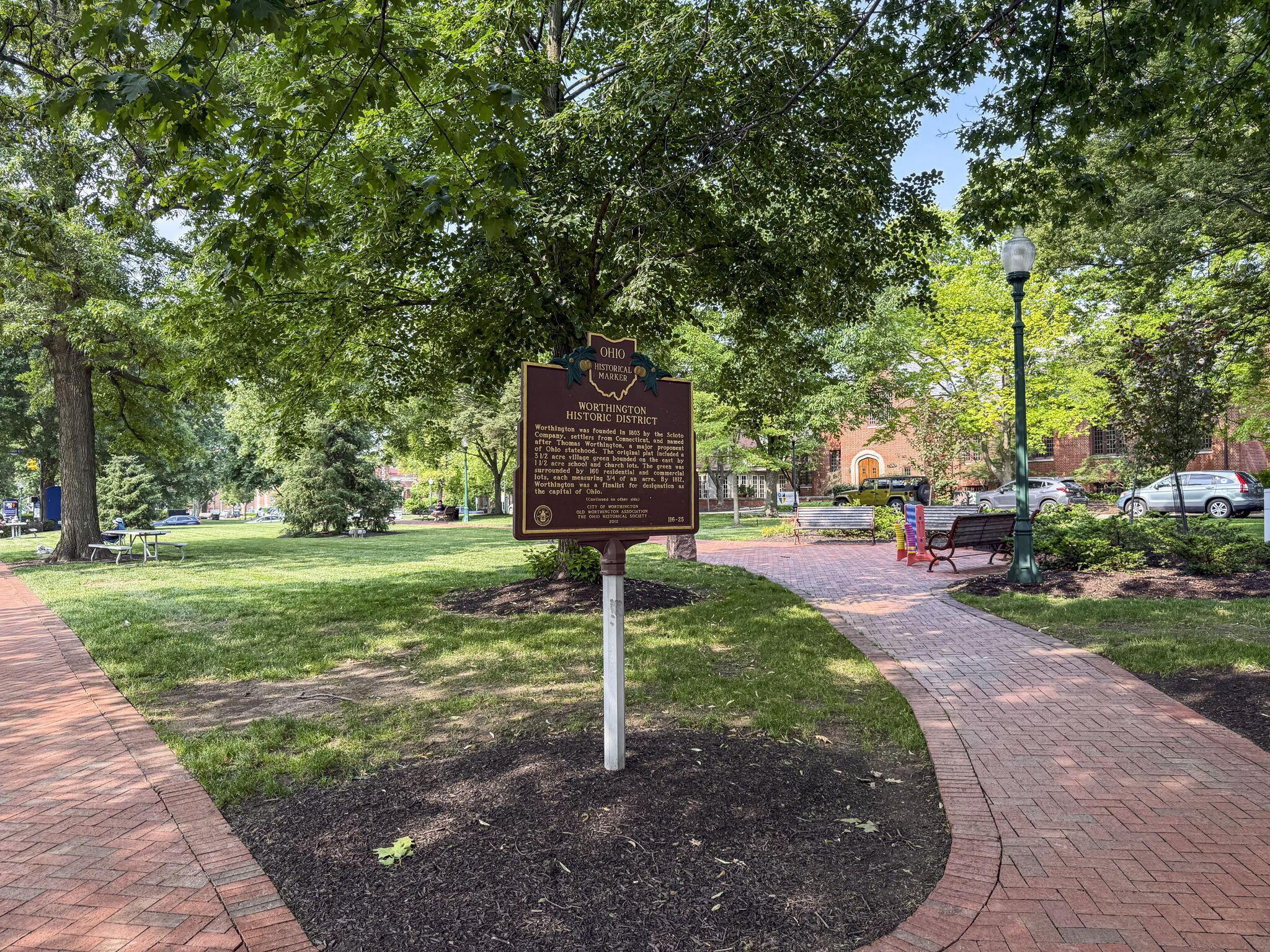 194 W New England Avenue