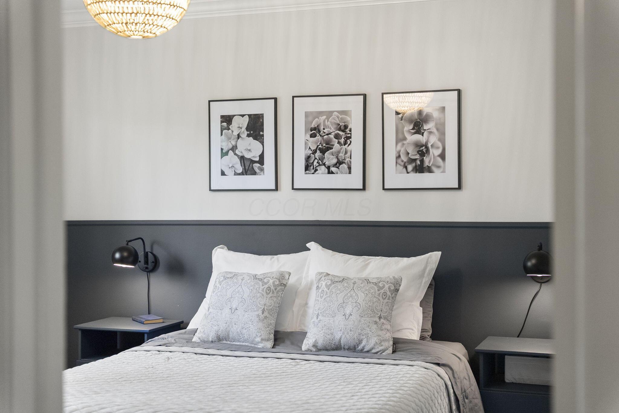 194 W New England Avenue