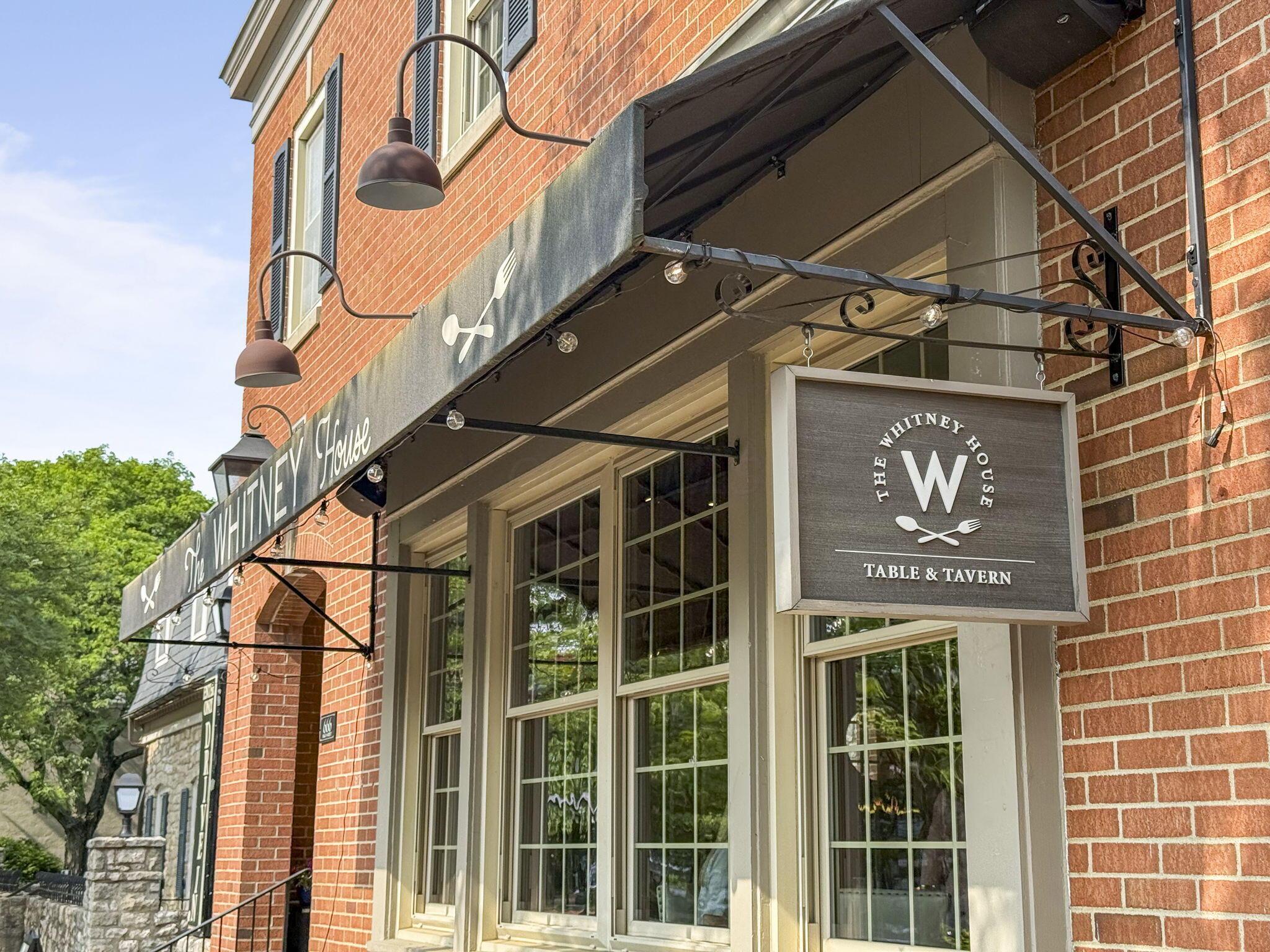 194 W New England Avenue