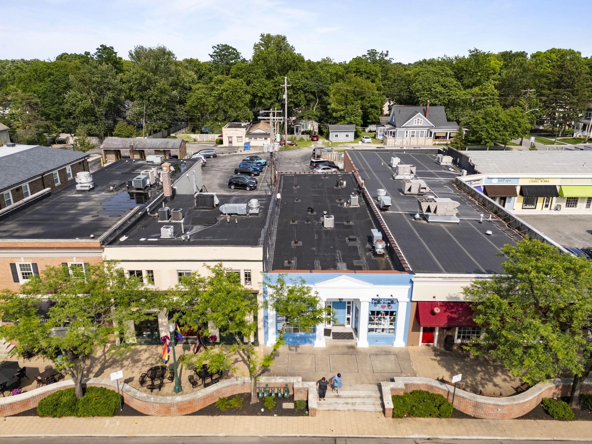 194 W New England Avenue