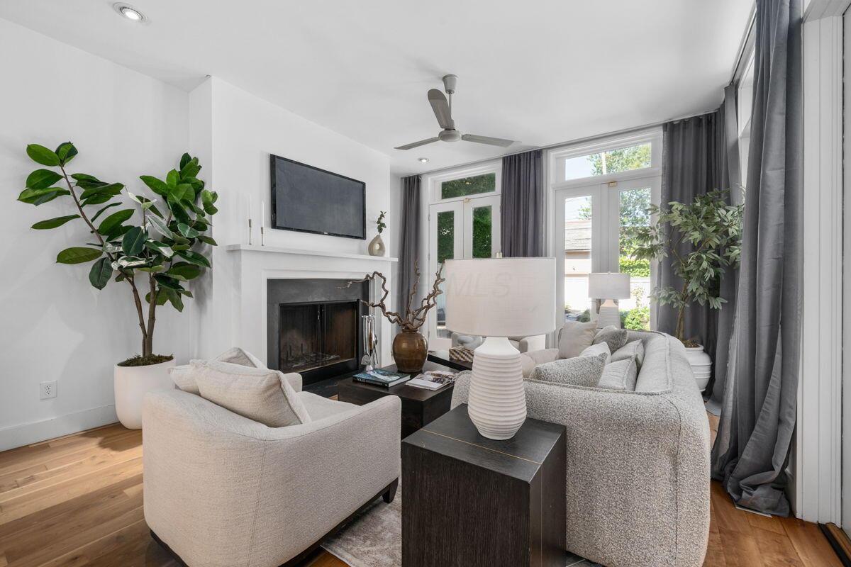 791 S 6th Street