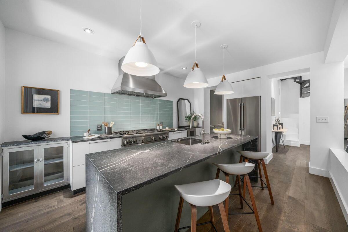 791 S 6th Street