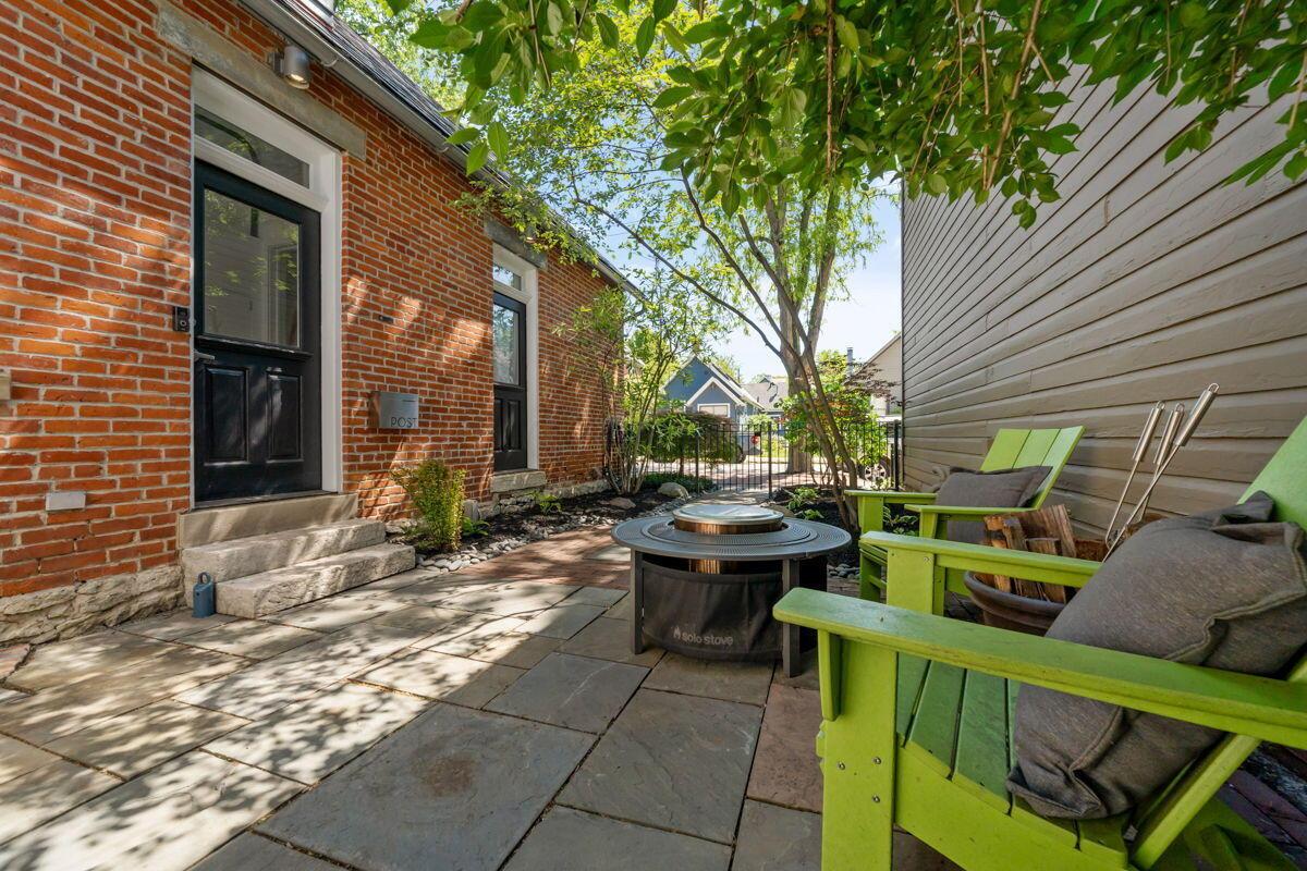 791 S 6th Street
