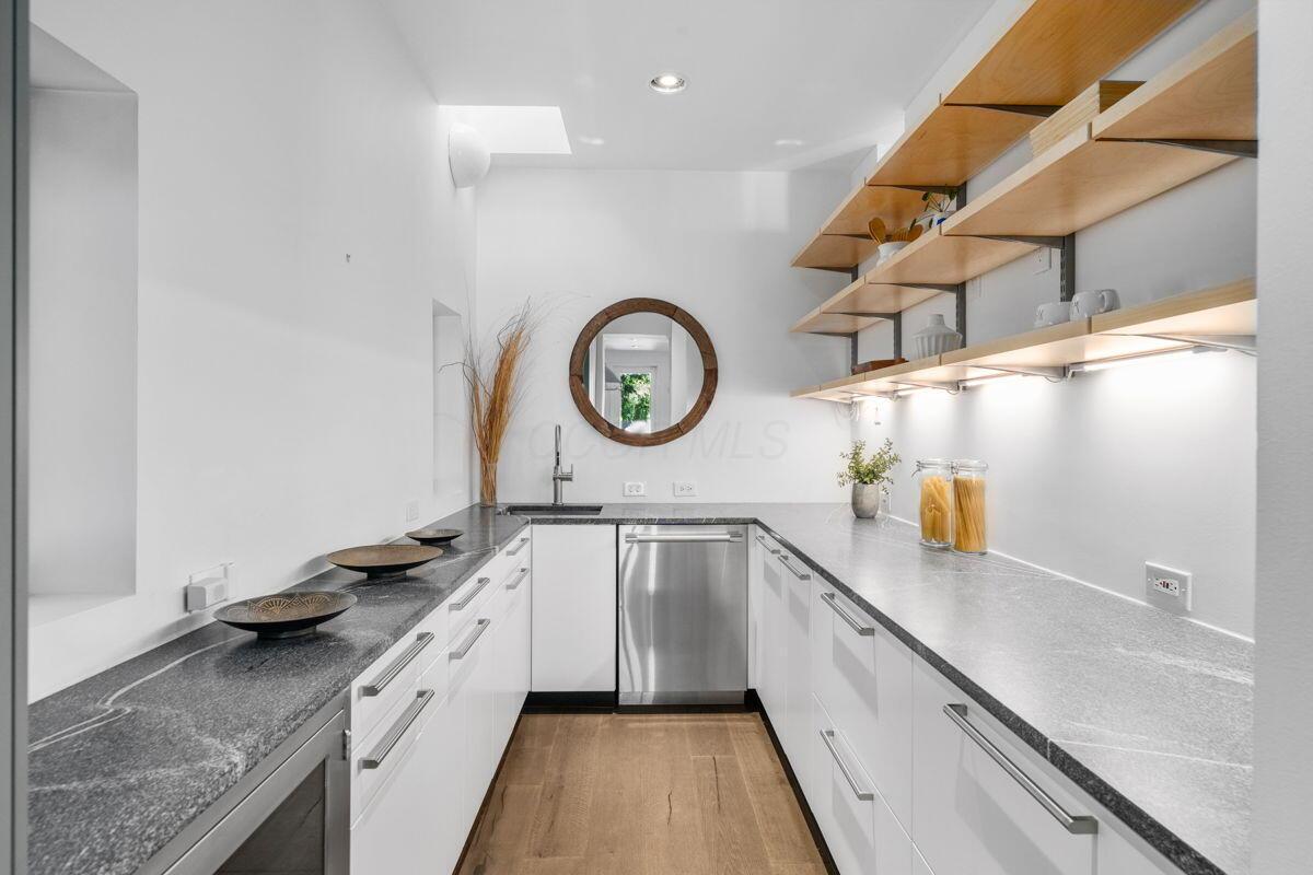 791 S 6th Street