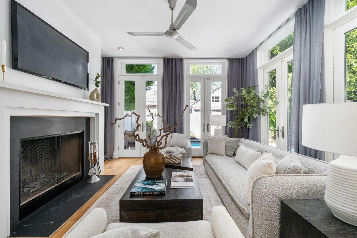 791 S 6th Street