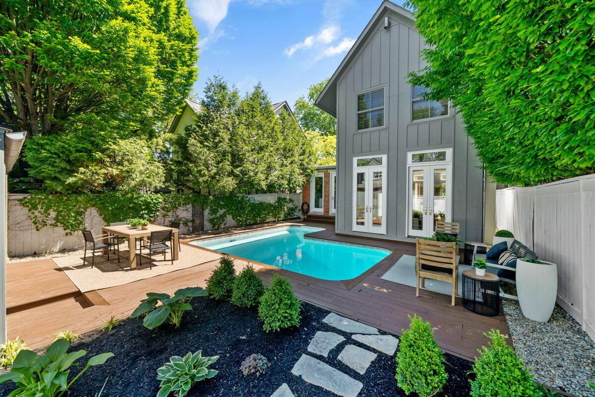 791 S 6th Street