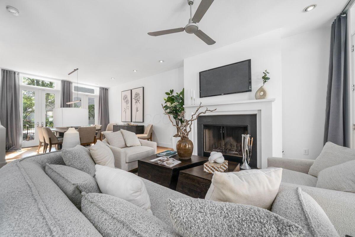 791 S 6th Street