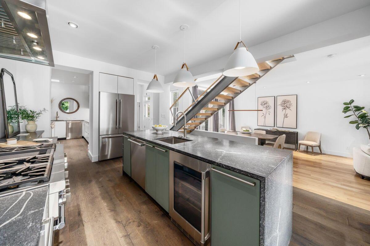791 S 6th Street
