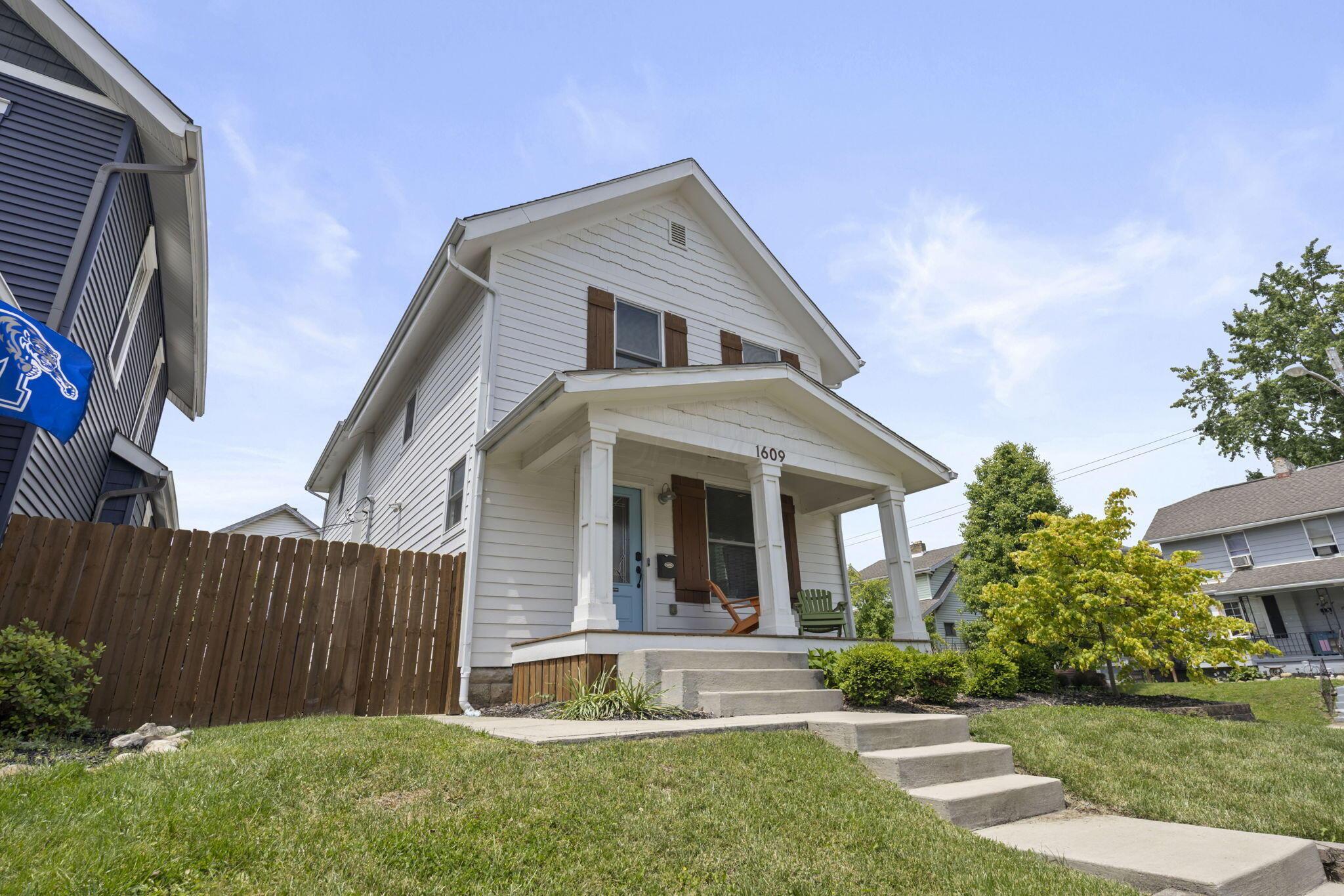 1609 S 8th Street