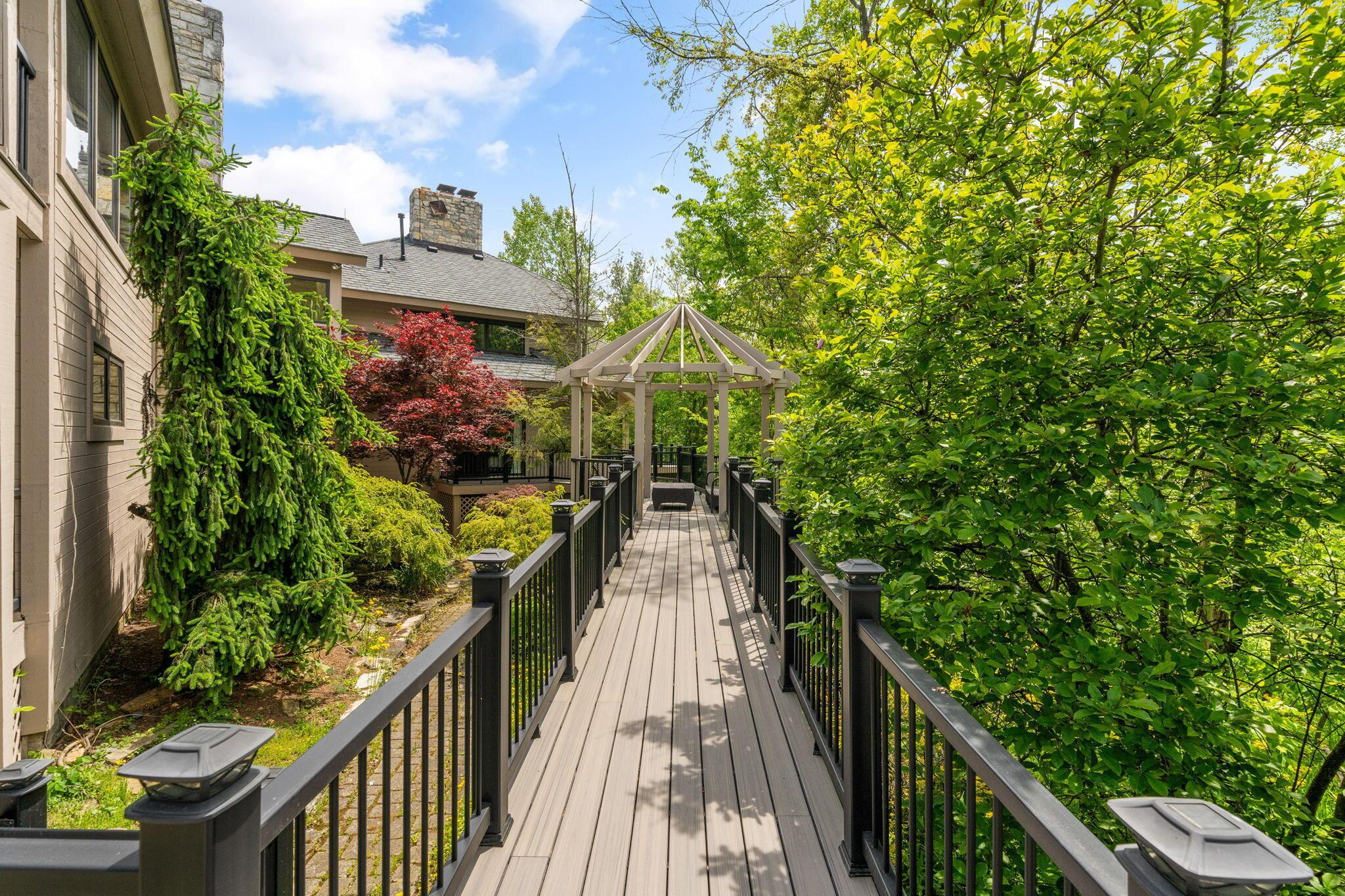 1707 Hyatts Road