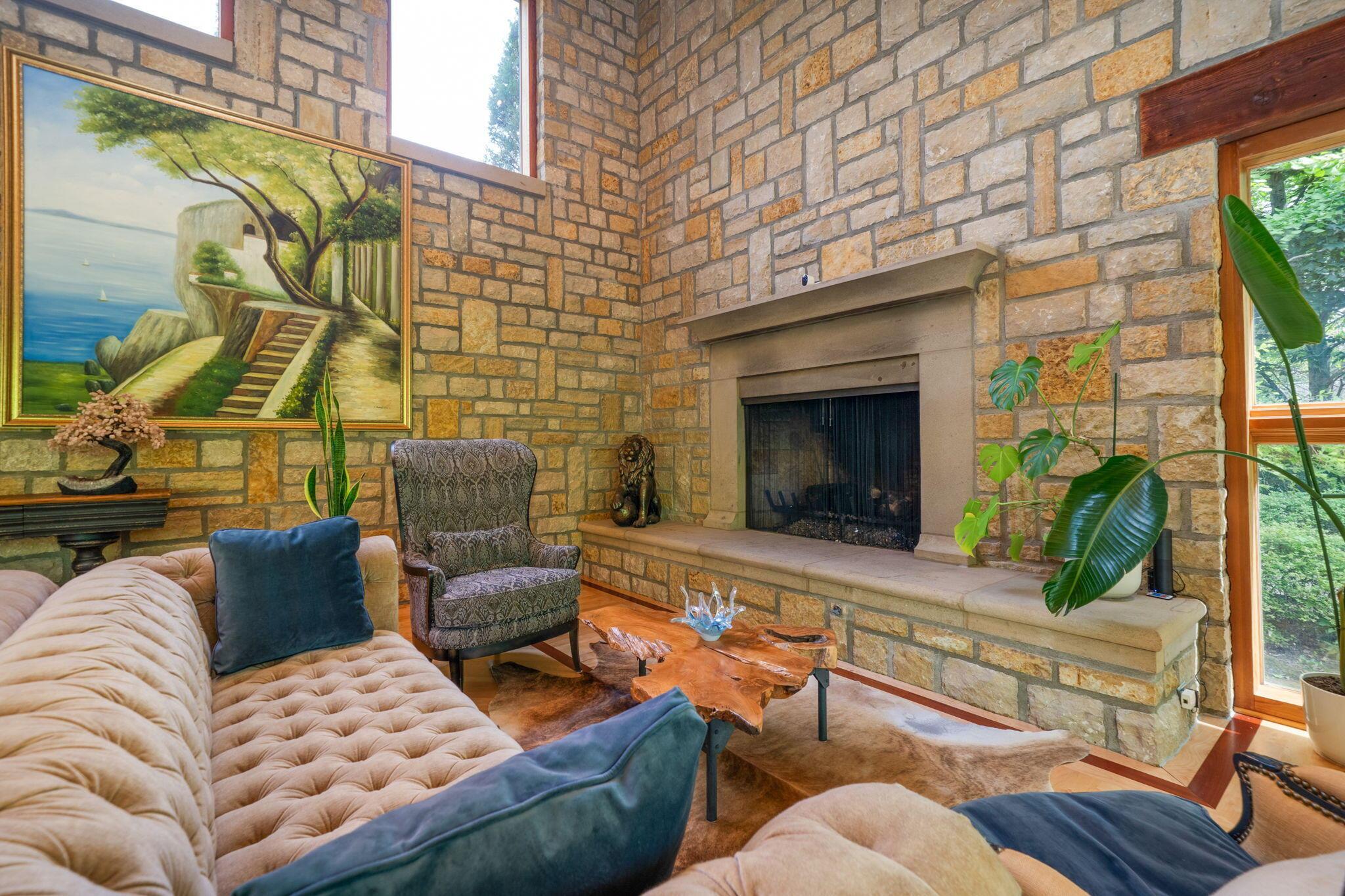 1707 Hyatts Road