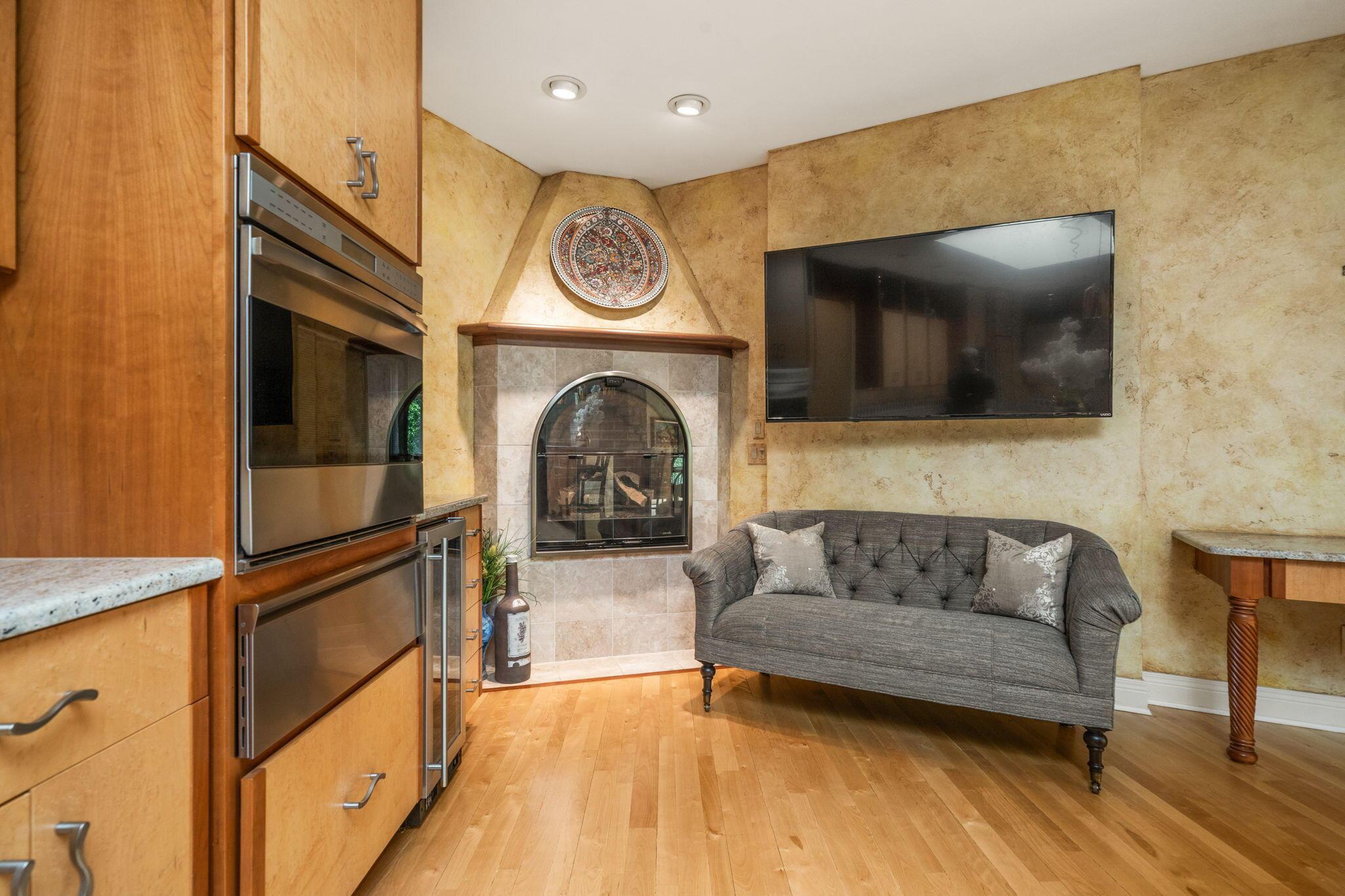 1707 Hyatts Road