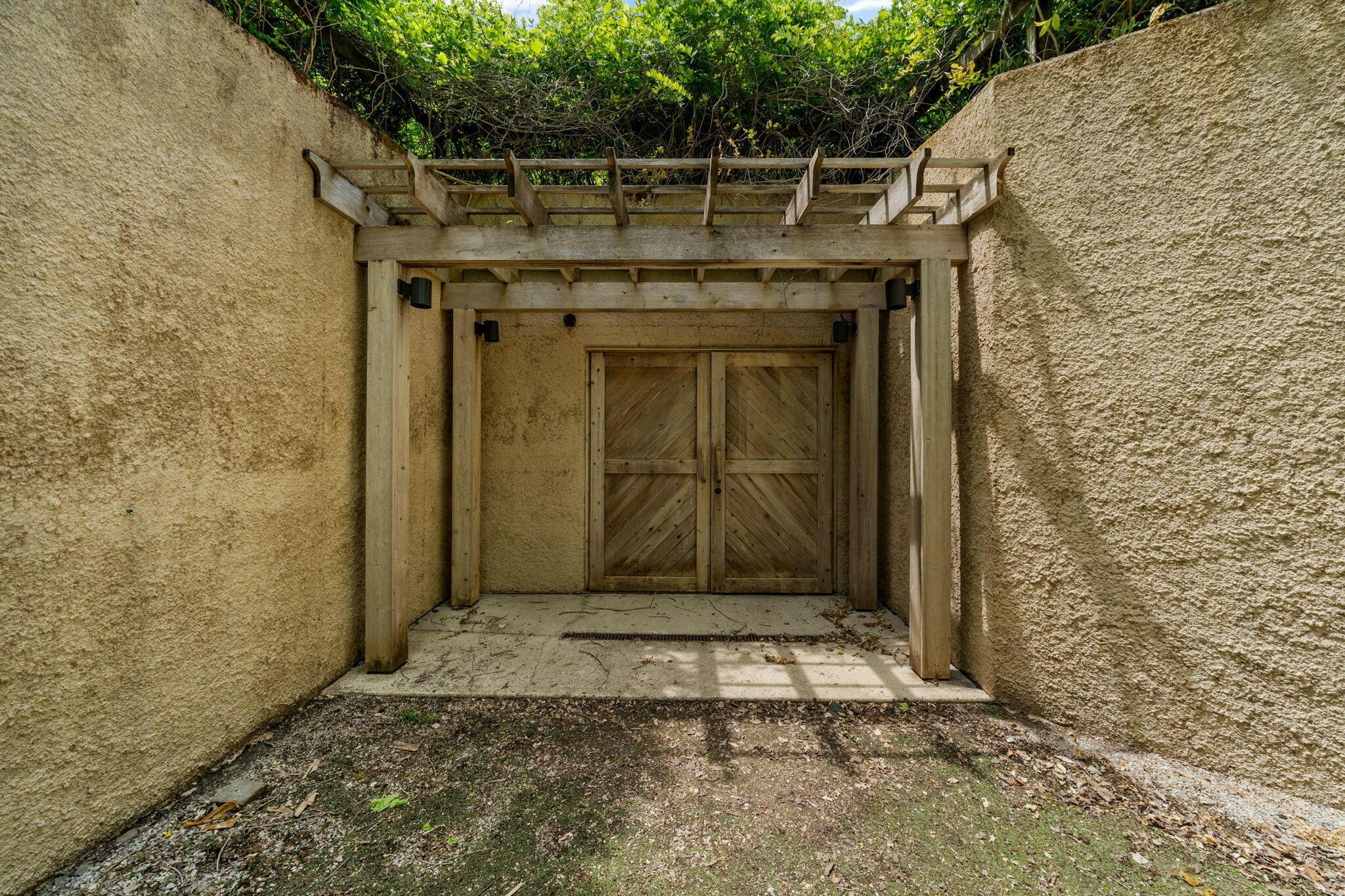 1707 Hyatts Road
