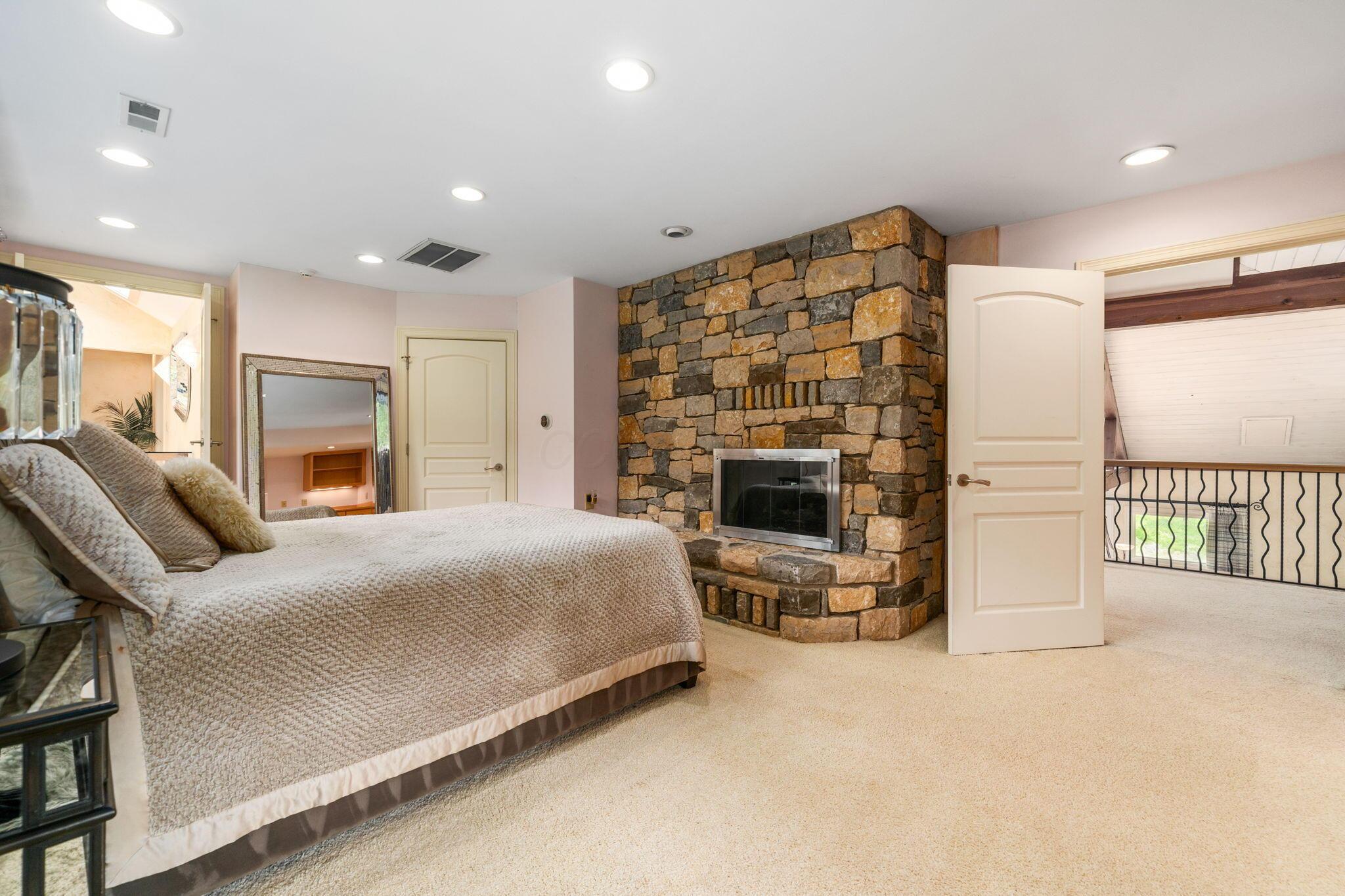 1707 Hyatts Road